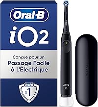 Oral-B iO 2 Brosse A Dents Electrique Noire Pour Adultes, 3 Modes De Nettoyage, Doux Pour Les Gencives, Brossage Souple, Accessoires, Brossette Oral B De Rechange, Chargeur, Etui De Voyage