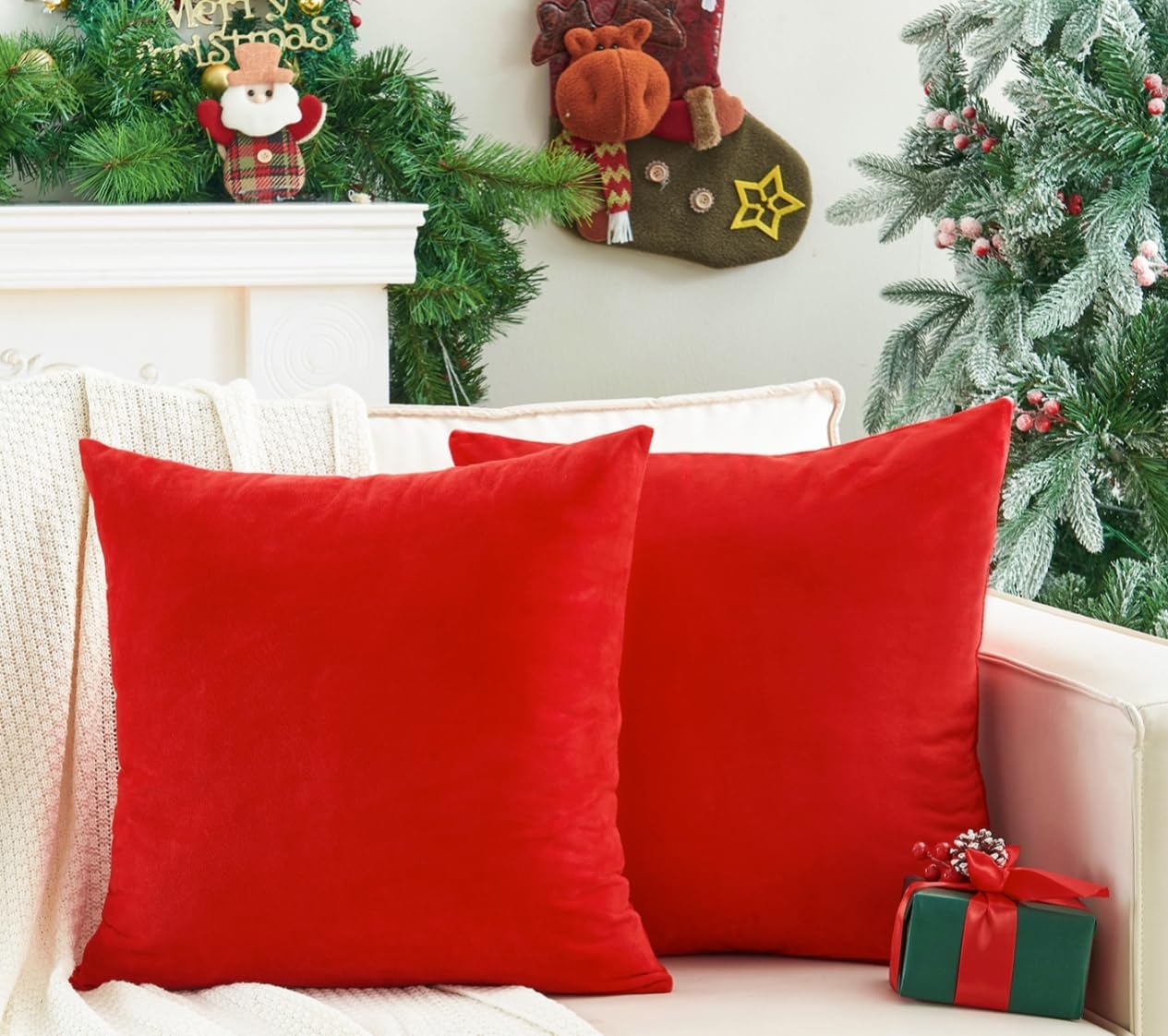 Pack of 2 Christmas Red Pillow Covers 18x18 Inch Decorative Throw Pillow Cover, Velvet Pillowcases for Couch Sofa Bed, Home Boho Decor, Modern Soft Cushion Covers Christmas Red 18" x 18" (Pack of 2)