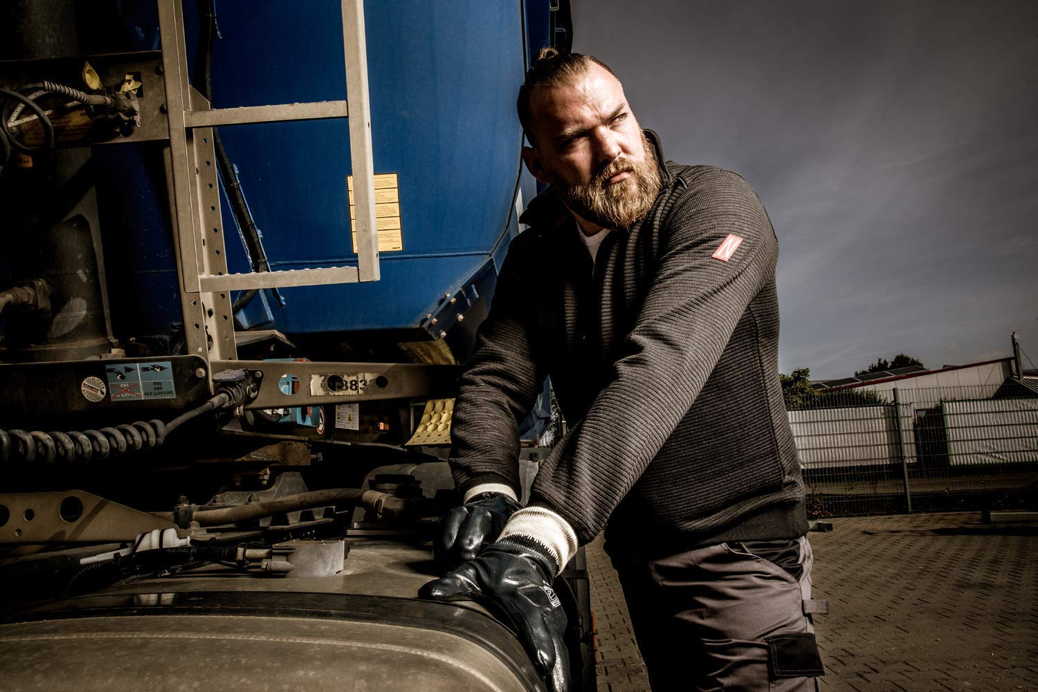 Nitras Herrenpullover Motion TEX Plus für die Arbeit mit Gummibund & hohen Stehkragen