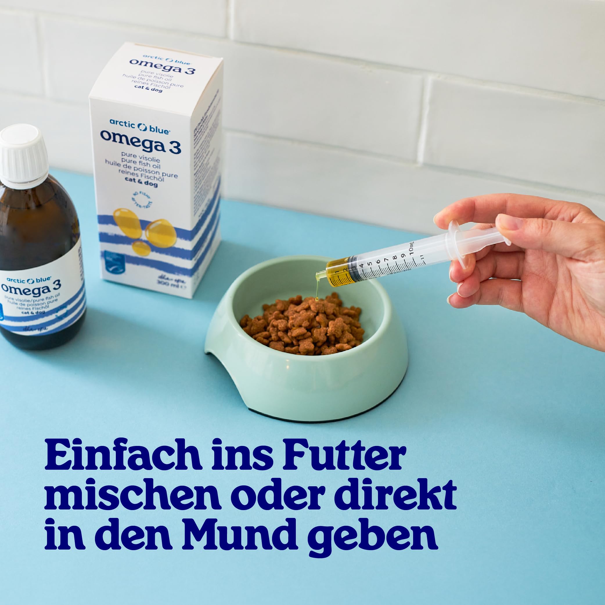 Arctic Blue Premium Omega 3 Fischöl 300ml für Hunde und Katzen in Lebensmittelqualität - Omega 3 & 6 Fettsäuren mit EPA & DHA - Öl für gesunden Stoffwechsel, glänzendes Fell und gesunde Haut