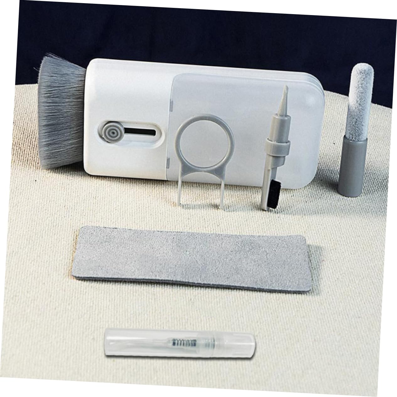 TOYANDONA 3sets Kit di Pulizia Elettronica Multifunzione per Auricolari e Tastiere Strumento Pulitore per Headset e Smartphone Accessorio per Computer e Telefono Include Spazzola Morbida e