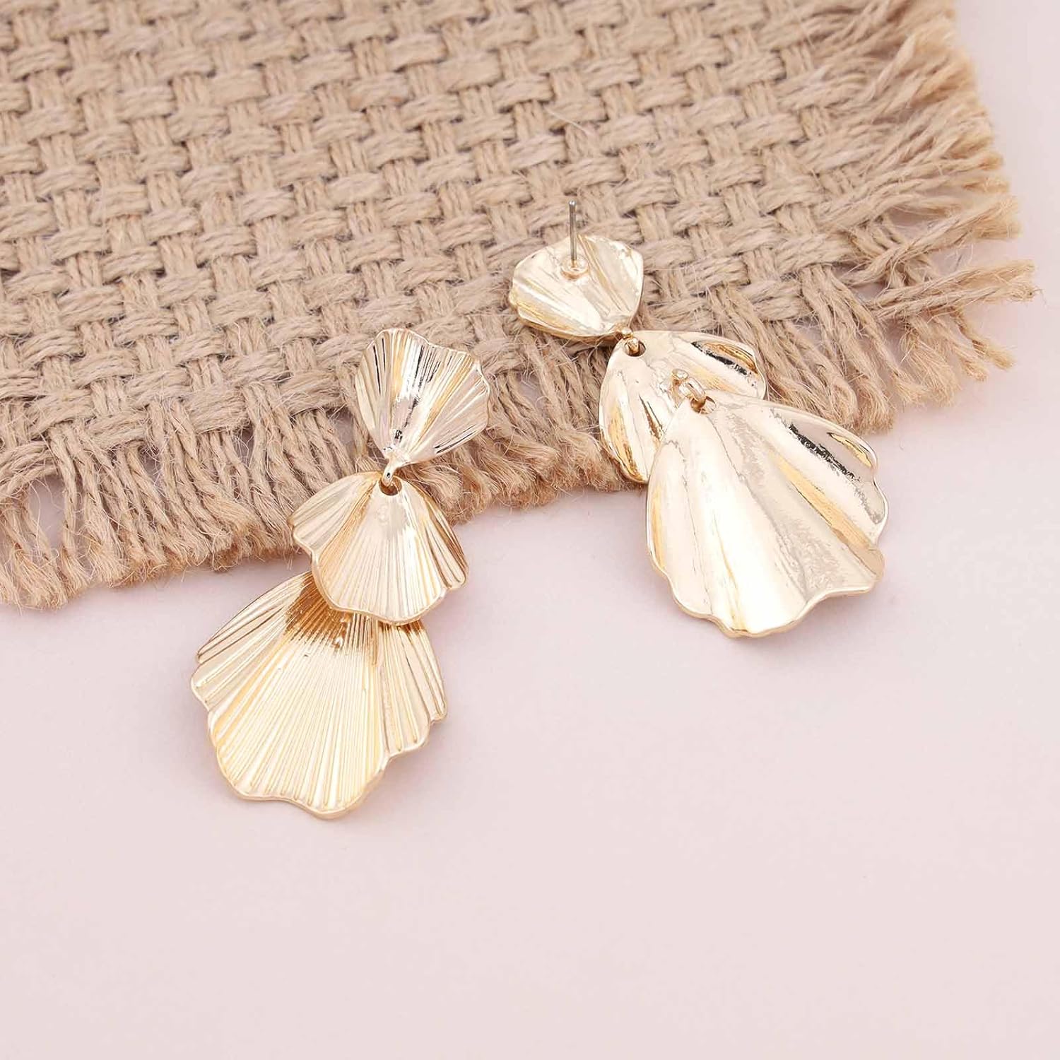 Vintage Metal Leaf Dangle Earrings Statement Monstera Leaf Drop Earrings Gold Leaf Stud Earrings Exaggerated Palm Leaf Earrings Jewelry for Women - Image 4