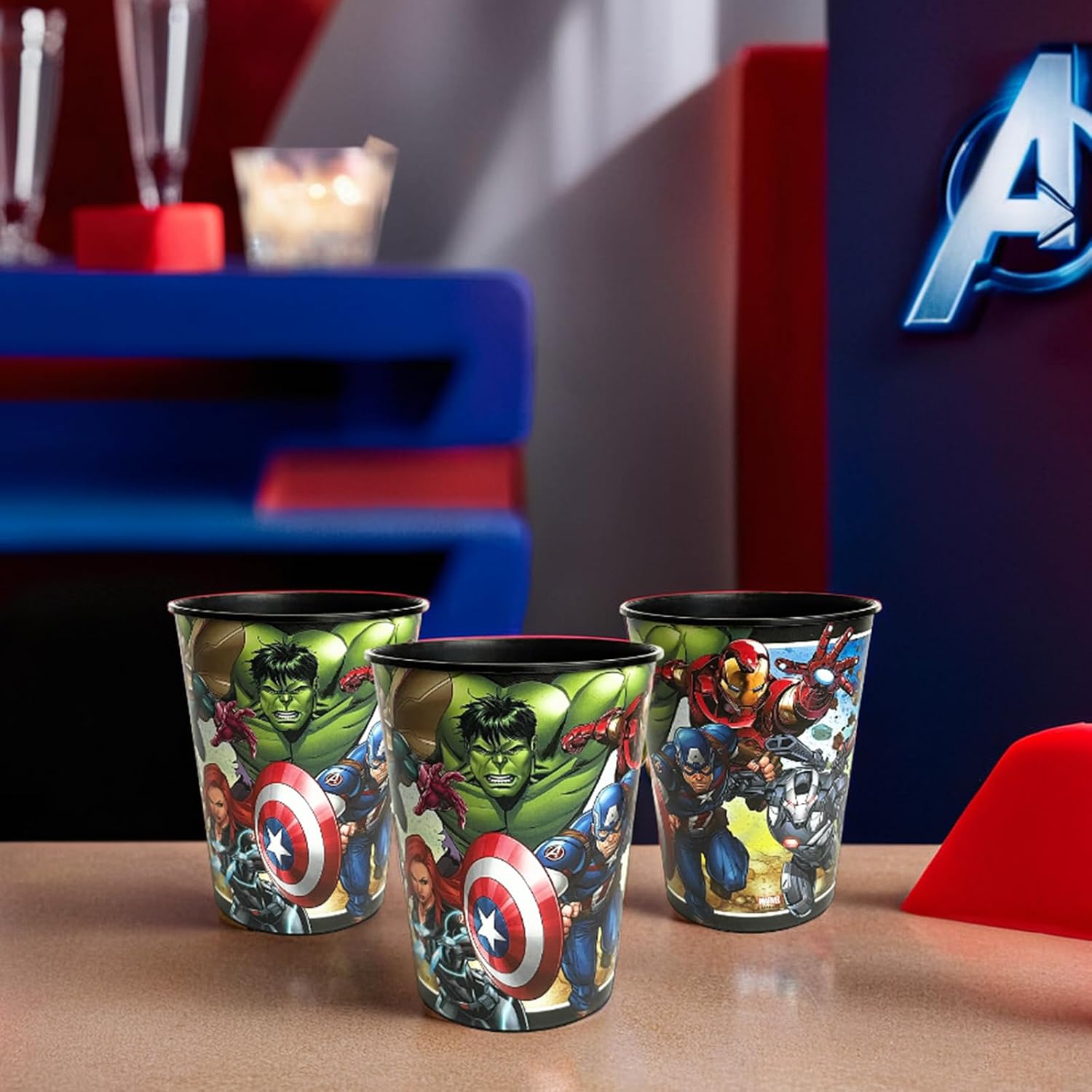 Unique Plastic Stadium Cup - 16 Oz, Avengers, 1 Pc