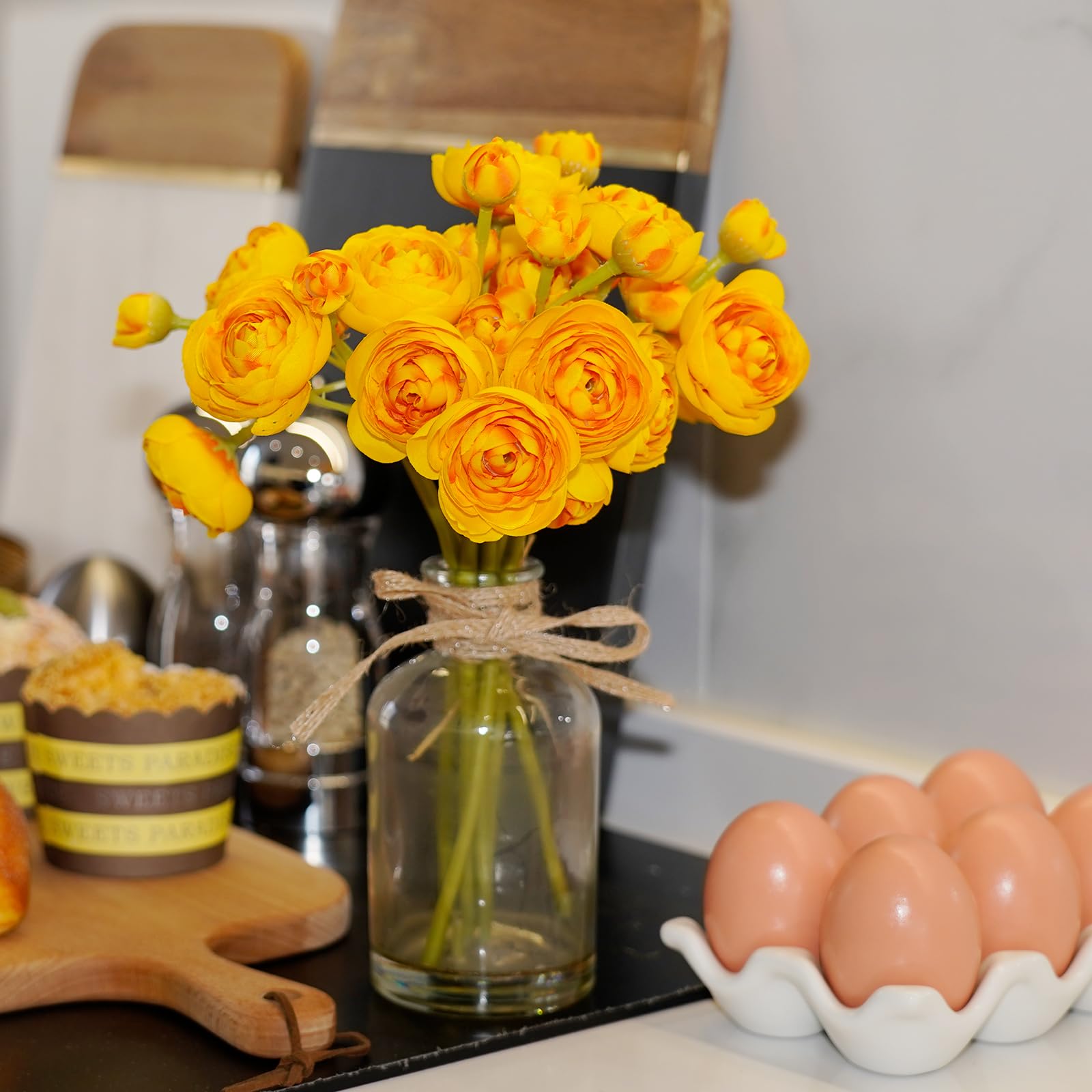 Amazon｜8本の小さなラナンキュラスのフェイクフラワー リアルな