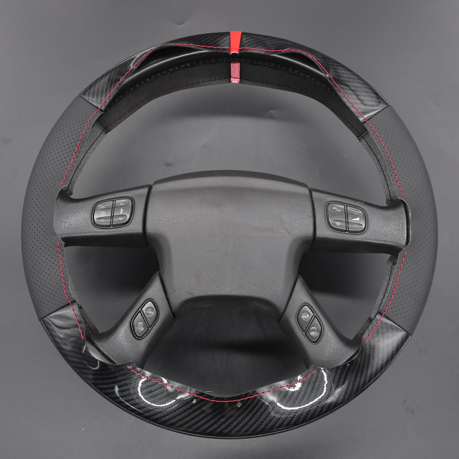 MEWANT Funda para volante de cuero y fibra de carbono cosida a mano para Chevrolet Silverado 2003-2007, protector de volante, accesorios para volante