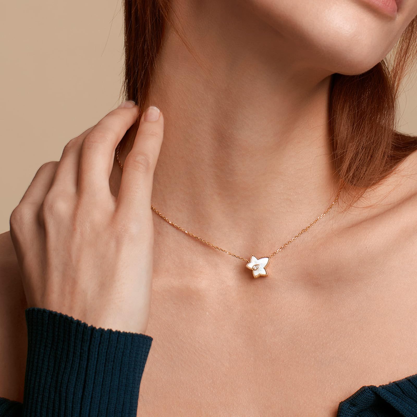 LOLA ROSE Exquisite Perlmutt-Halskette – 450 mm verstellbare lange Kette, einzigartiges achteckiges Design mit synthetischen Zirkonia, strahlt Eleganz aus