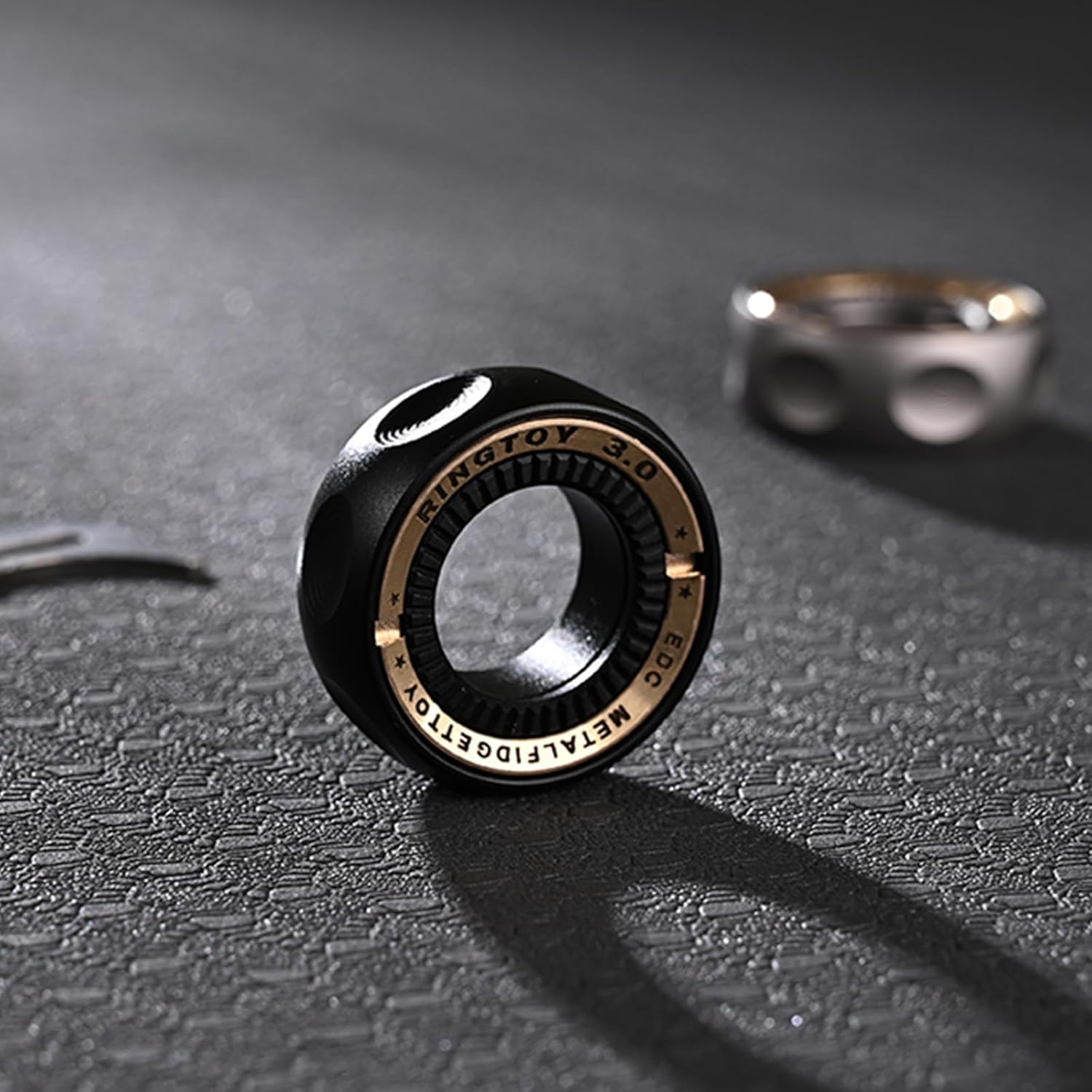 Upgrade EDC Fidget Toys Ring Metal Fidget Toys Adults for Adults Stress Relief ADHD Anxiety Relief ADD/Autism Cool Gadgets Rings for Office Work Study Travel