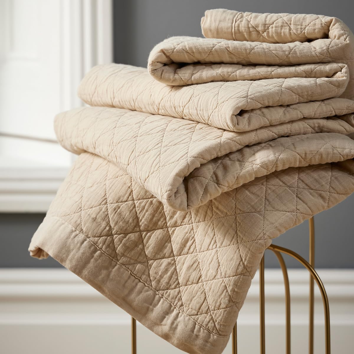 Christy Biscuit Porto Warm Quilted Throw | Smooth And Soft | Diamond Pattern Design | 100% Cotton | 140Cm X 180Cm | Beige