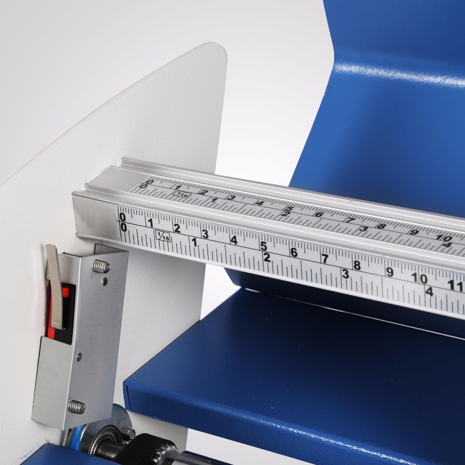 Máquina Plegadora Eléctrica, Marcado y perforador de Papel de 520 mm con Ajuste de Profundidad. Ideal para Libros y Fotos. Mesa de Trabajo extendida y Escala de precisión.