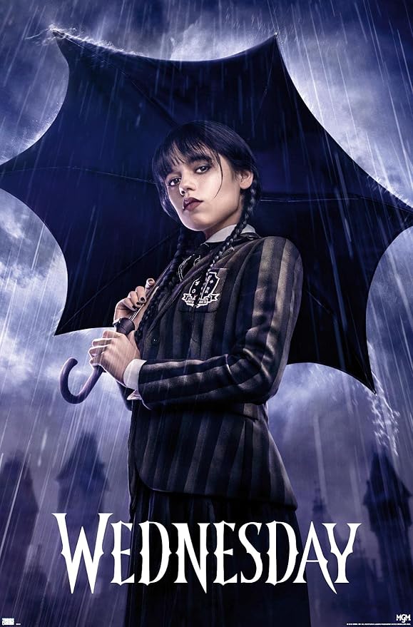 Premier aperçu de la troisième saison de Wednesday et confirmation par Netflix de la distribution souhaitée par Tim Burton 11 71M8YFEakfL. AC SY879 Wednesday - One Sheet Wall Poster, 34L x 22.4W, Unframed Version