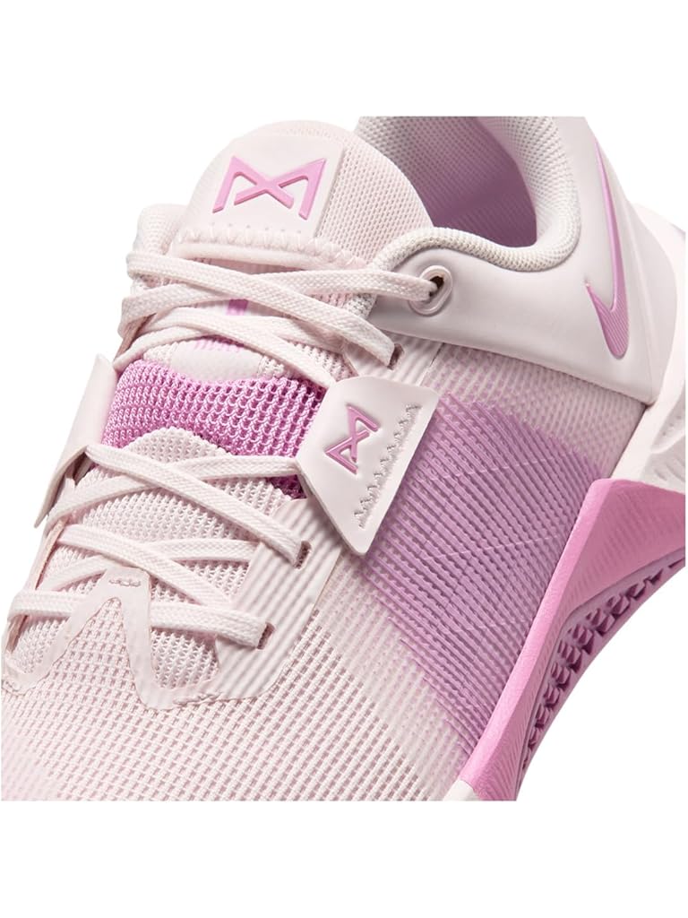 Pink Nike Metcon 10