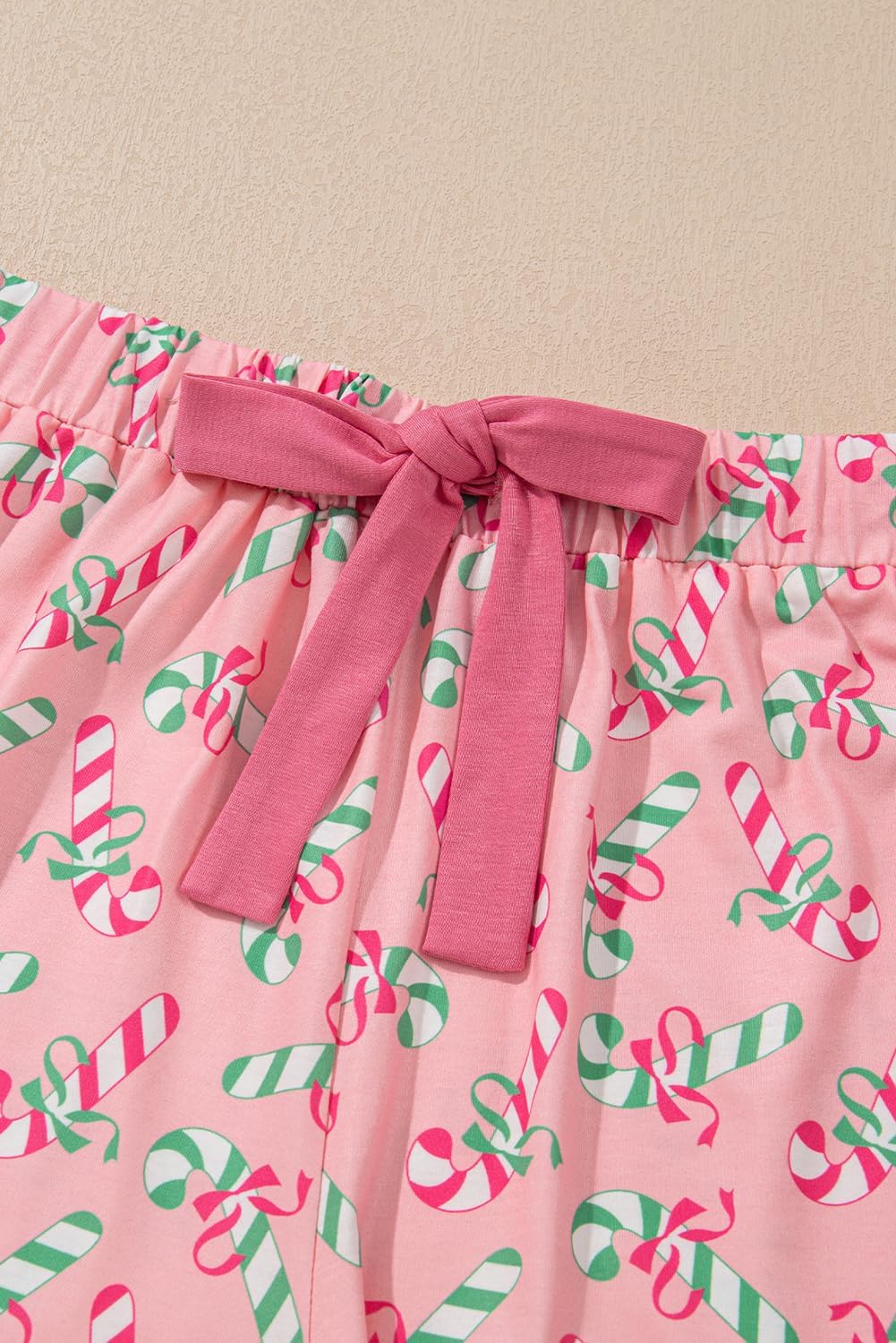 KevaMolly Womens Christmas Lounge Sets Candy Cane Print Pocketed Knotted PJ Set Short Sleeve Xmas Top and Shorts - Image 5