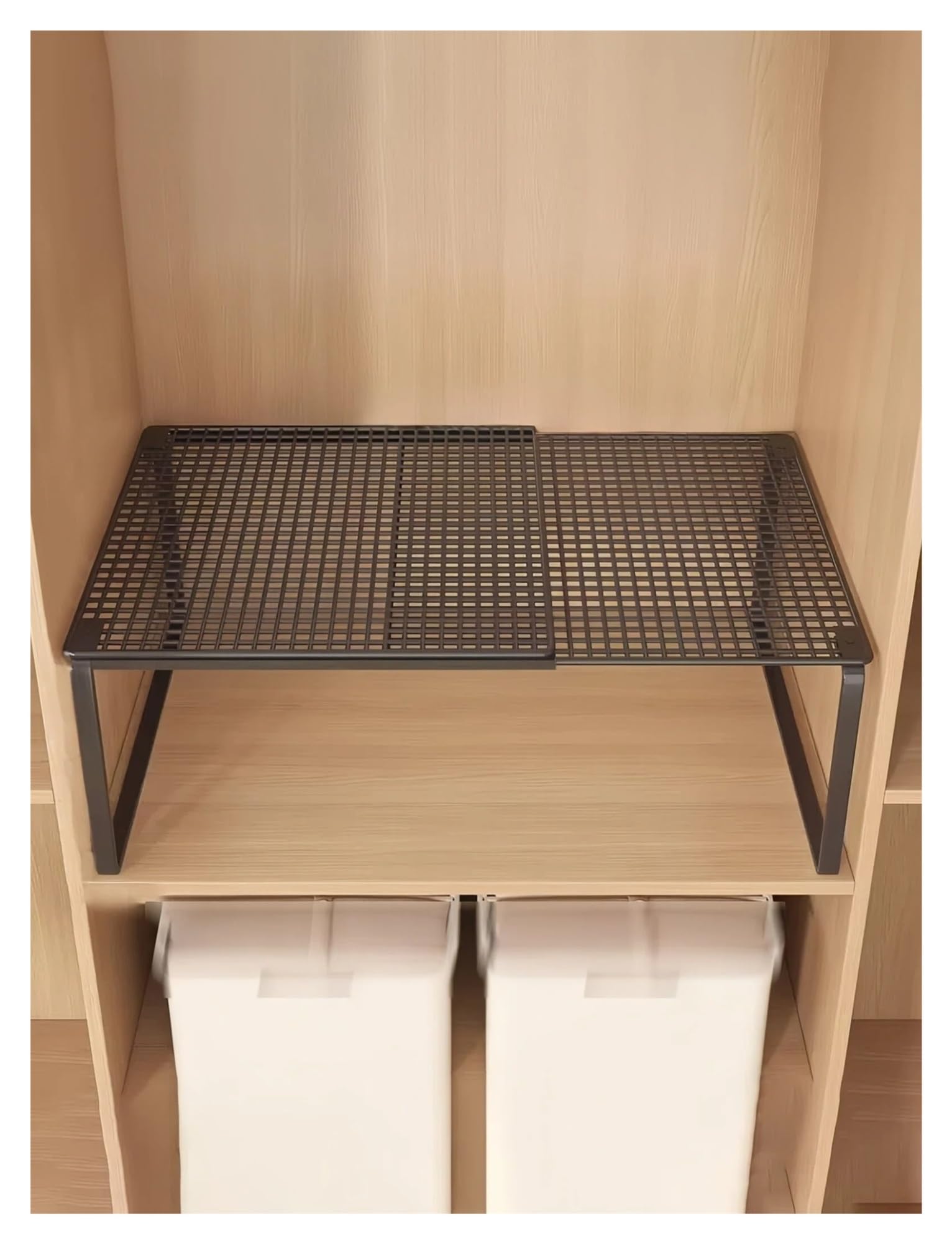 Estante divisor expandible para solucionar la falta de espacio en armarios y baño