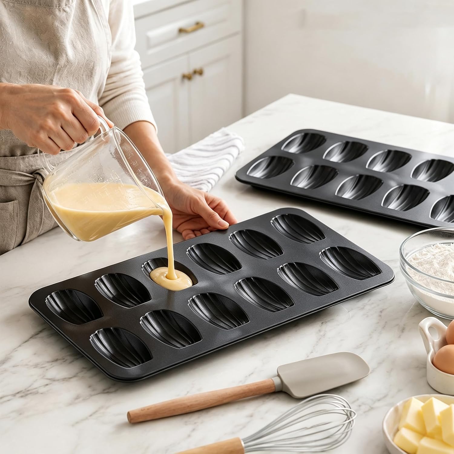 Nonstick Madeleine Pan 2 Pack, 12-Cavity Shell Shape Baking Tray Mold, Carbon Steel Oven Bakeware for Madeleines, Cookies and Candy, Black