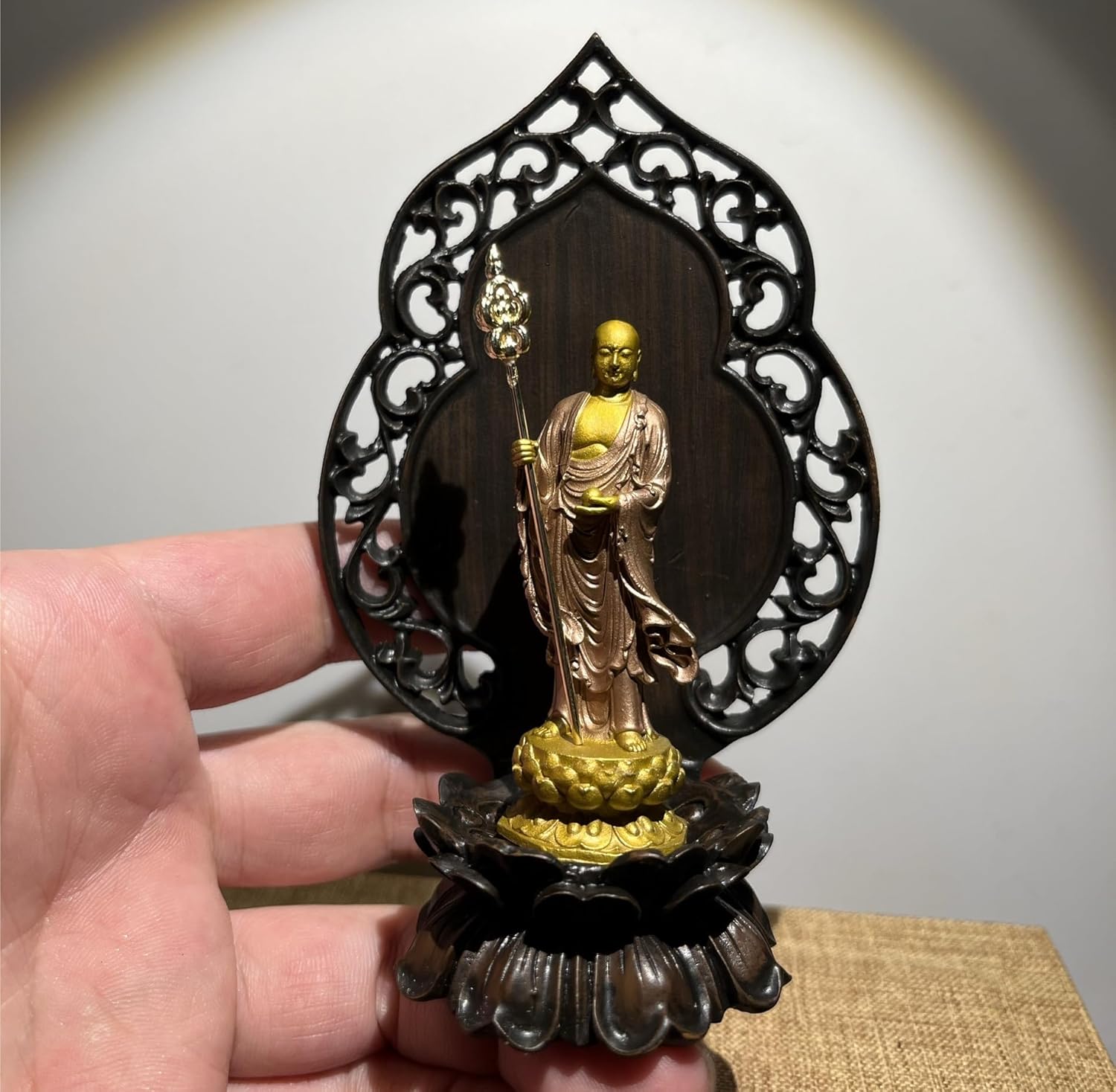 お盆お彼岸大特価中 ◇ヒバ材 地蔵菩薩立像8寸立◇お地蔵さん 高さ：約