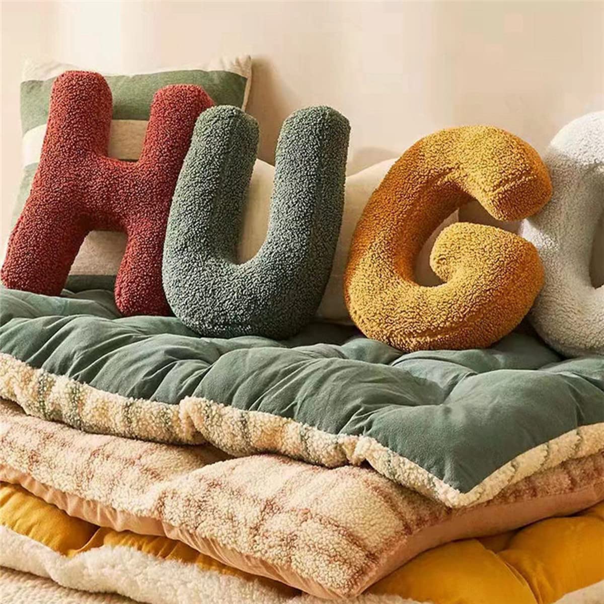 Almohadas de felpa con 26 letras del alfabeto inglés, cojines decorativos para la habitación de los niños, sofá, cama, suelo, coche (E)