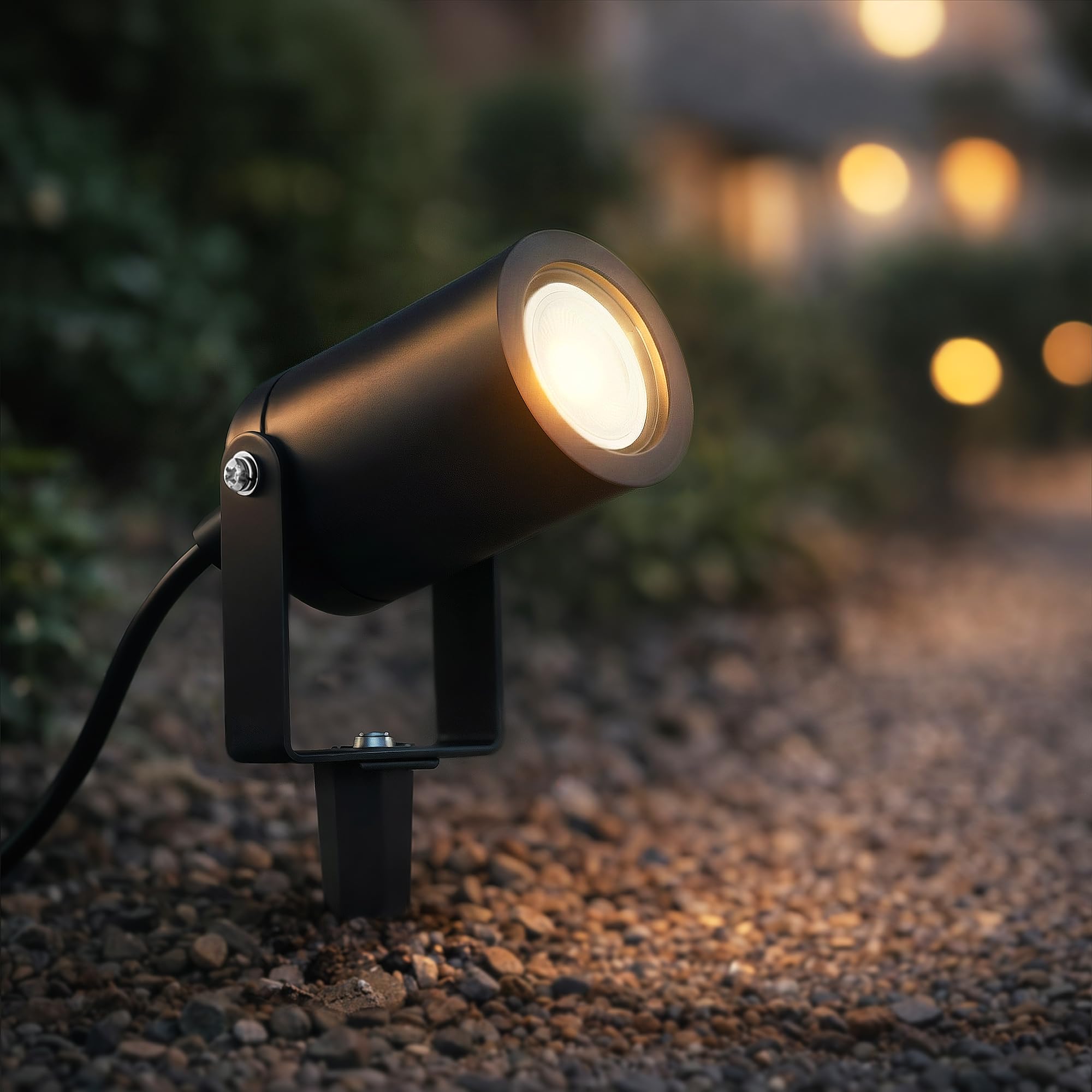 SSC-LUXon 4x KALOA Gartenstrahler mit GU10 Fassung schwenkbar - indirekte Gartenlampe IP44 mit Erdspieß & Kabel für den Direktanschluss an 230V