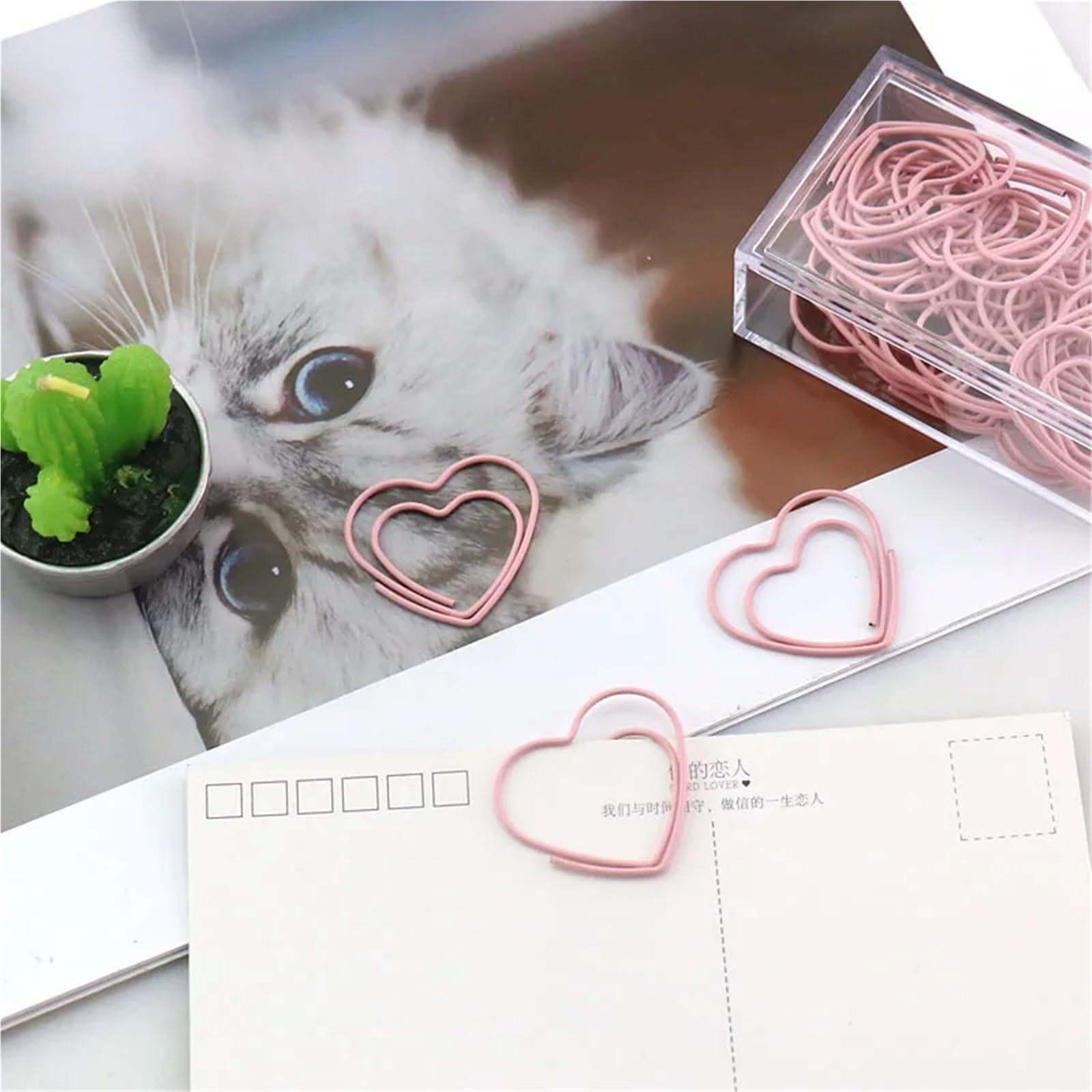 Graffette a forma di cuore, 100 segnalibri in metallo per ufficio e scuola | Graziose graffette rosa con design amore, ideali per contrassegnare pagine, organizzare documenti e regali.