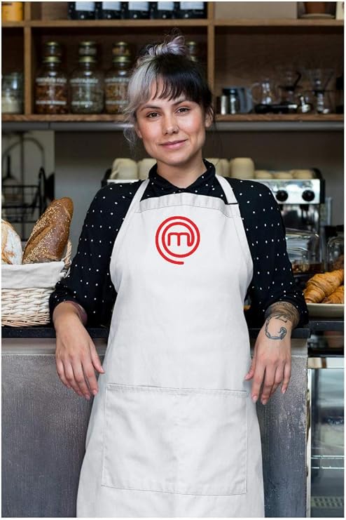 SAQUITOMAGICO Delantal Oficial Masterchef para Adultos y Niños Bordado.-Producto con Licencia Oficial.-Novedad Marzo 2021