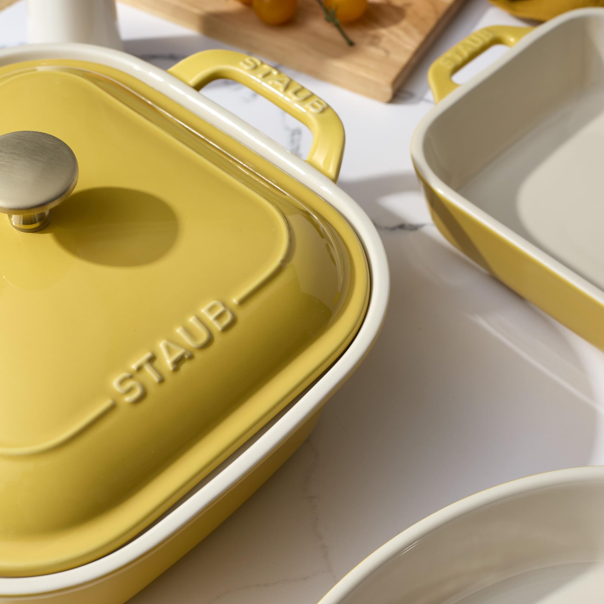 Amazon.co.jp: Staub セラミックベーキングパン4点セット 蓋付き 