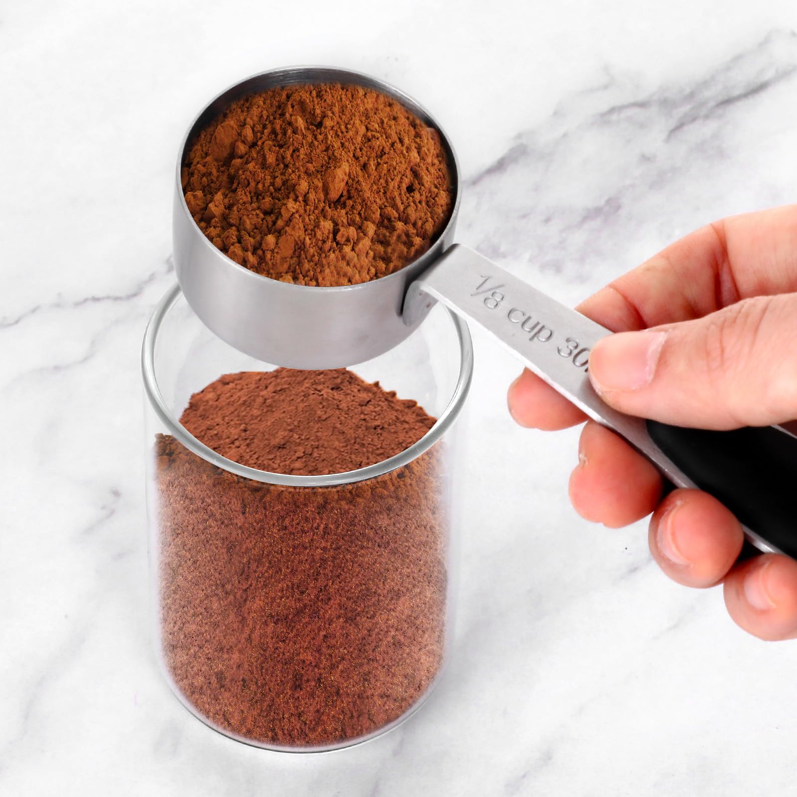 Oruola 2 Stück Kaffeelöffel Portionierer,Edelstahl Kaffeemesslöffel,1/8 Kaffeelöffel Tasse Messbecher,2 EL Kaffee Messlöffel,30 Ml Kaffeedosierlöffel mit Schwarzem Silikongriff