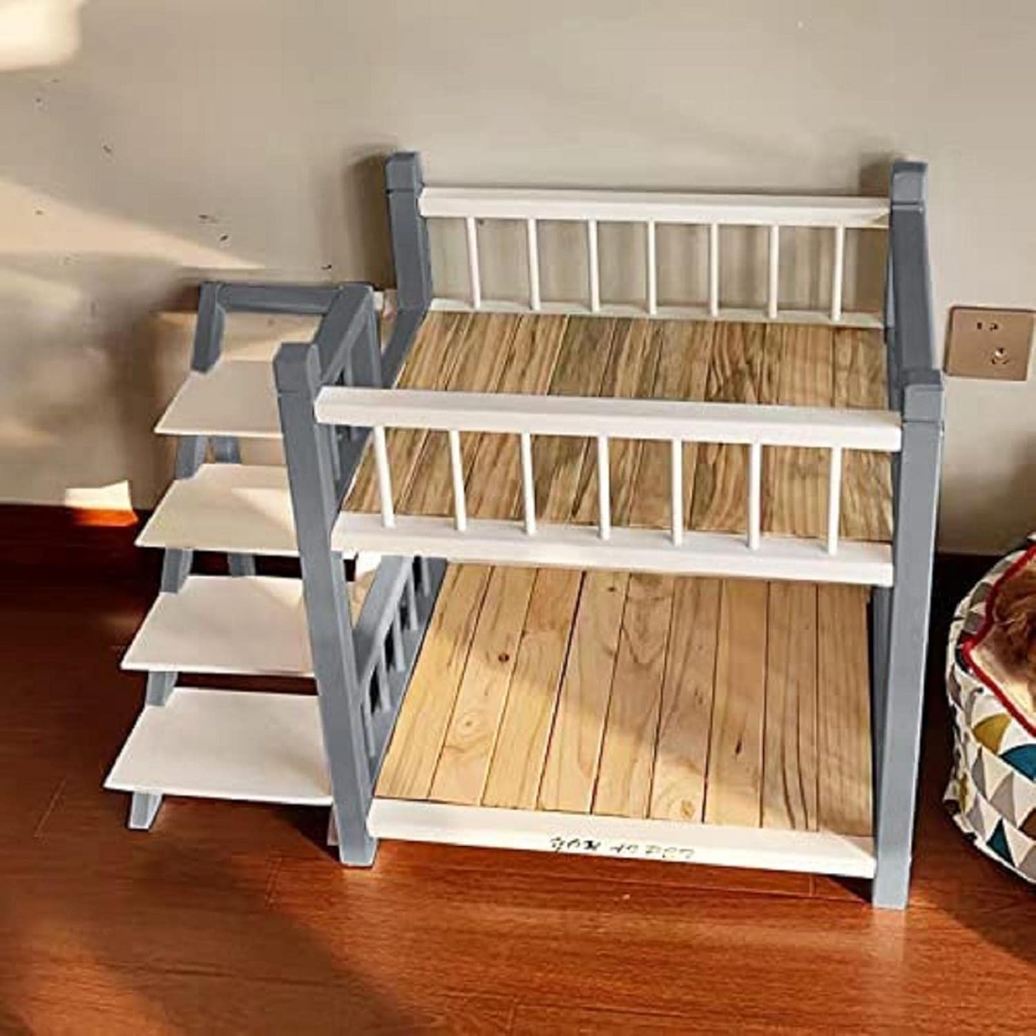 Etagenbett für kleine Hunde und mittelgroße Haustiere, doppellagiger Holzrahmen, Haustierbett mit erhöhter Sitzstange, für Hunde und Katzen, perfekt für kleine und mittelgroße Hunde, Grau, Größe L