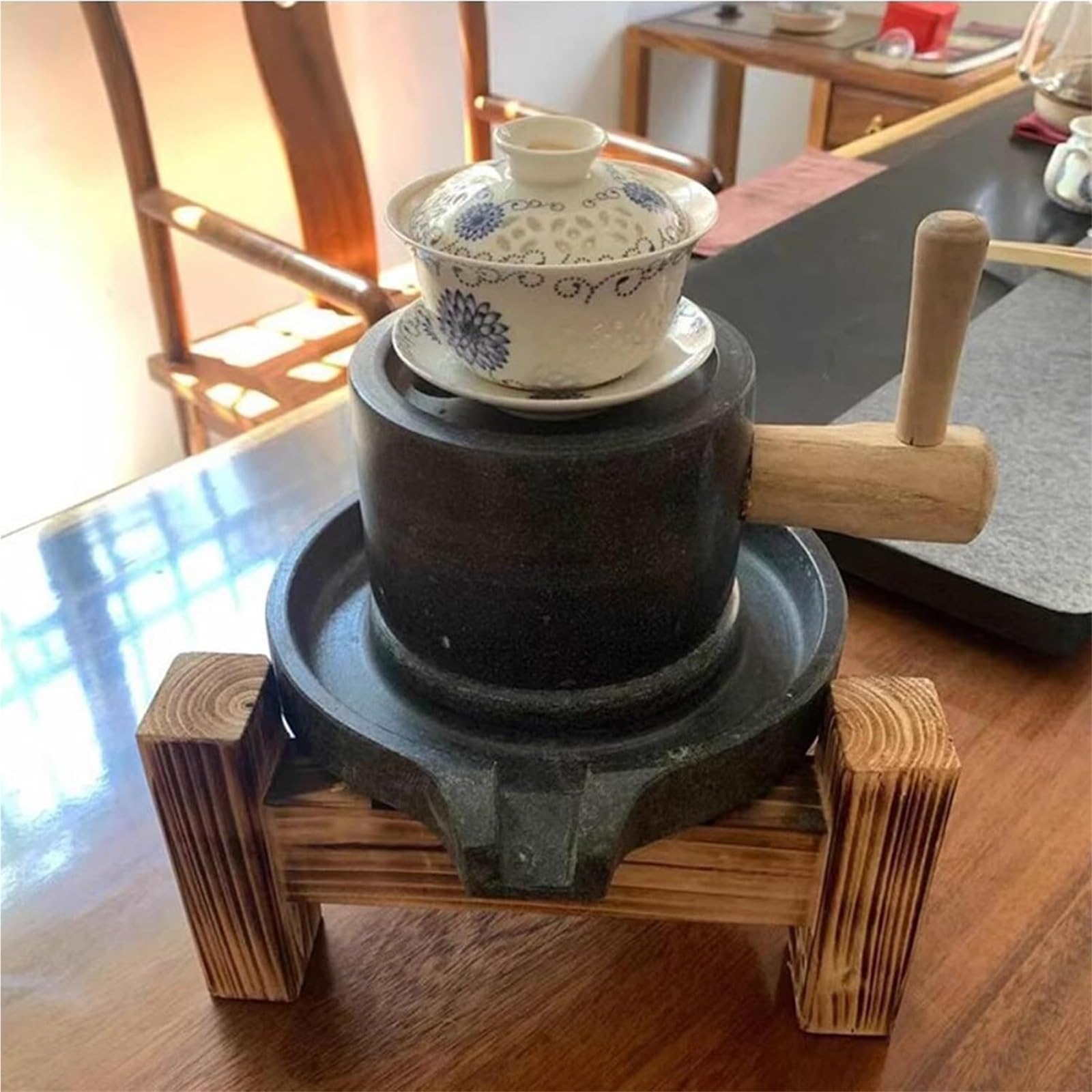 Moulin à pierre manuel et pédagogique avec manche en bois pour transmission artisanale