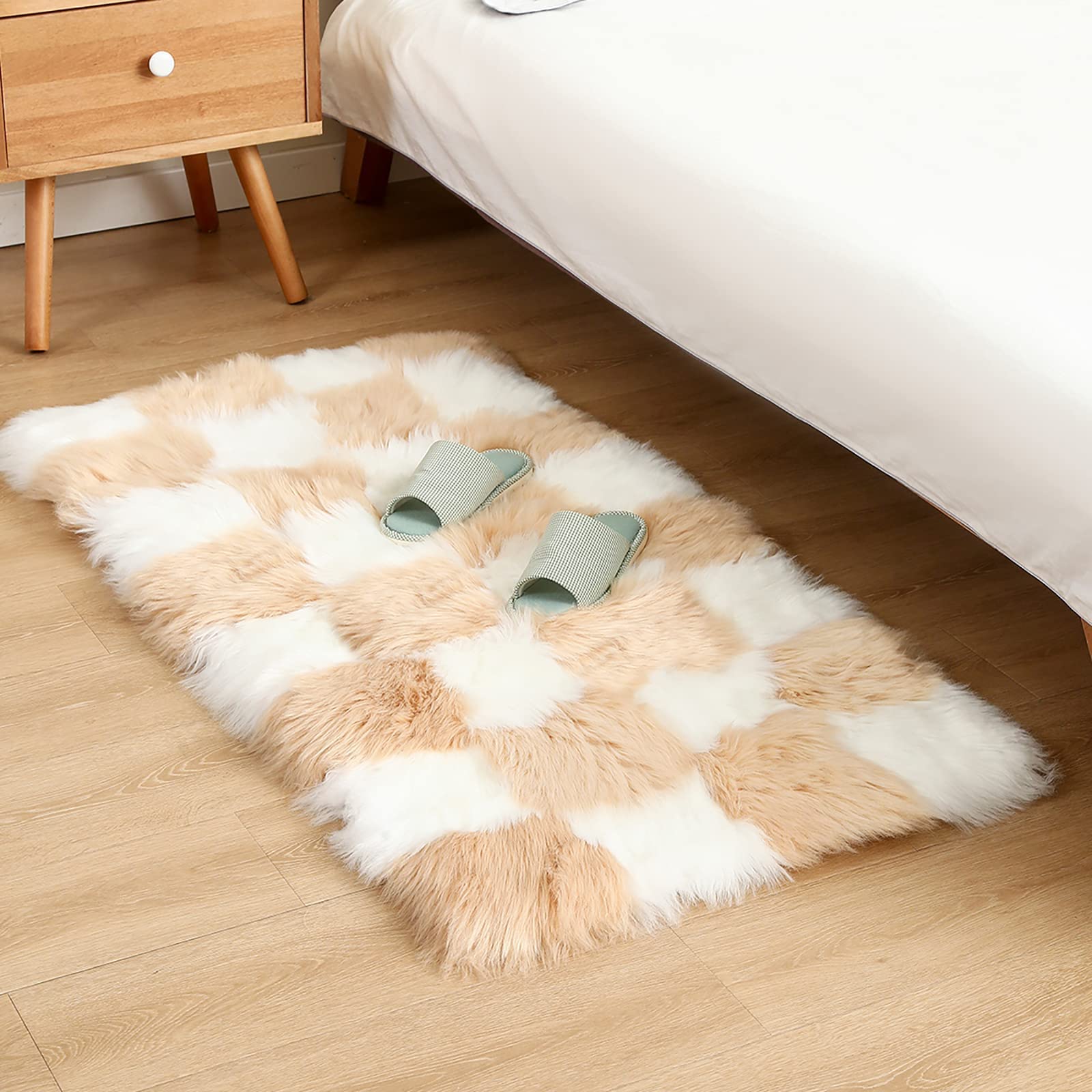 CKLZSAY Fluffy Faux Fur Brown and White Checkered Rug，Small Area Rug,2x4 Ft Ultra Soft Shaggy Plush Rug for Bedroom Living Room Bedside Nursery Kids