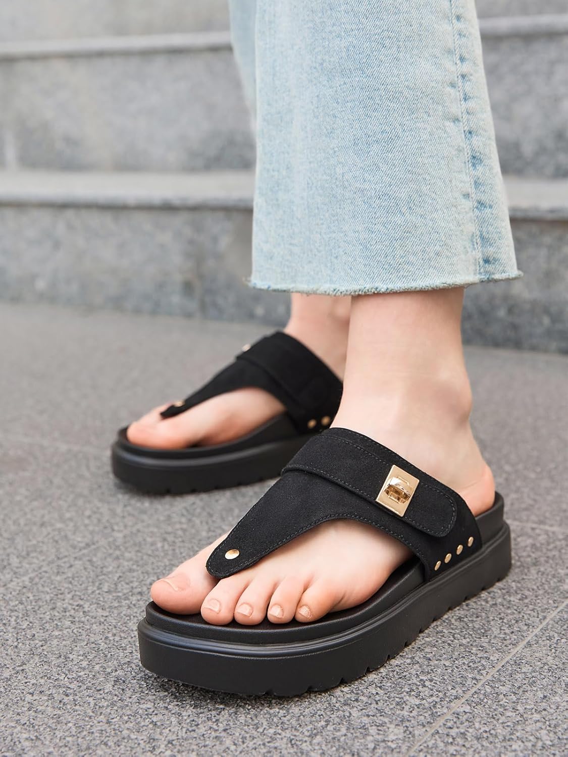 Coutgo Womens Platform Thong Sandals Open Toe Flip Flops Slip On Slides Summer Beach Shoes - Image 2