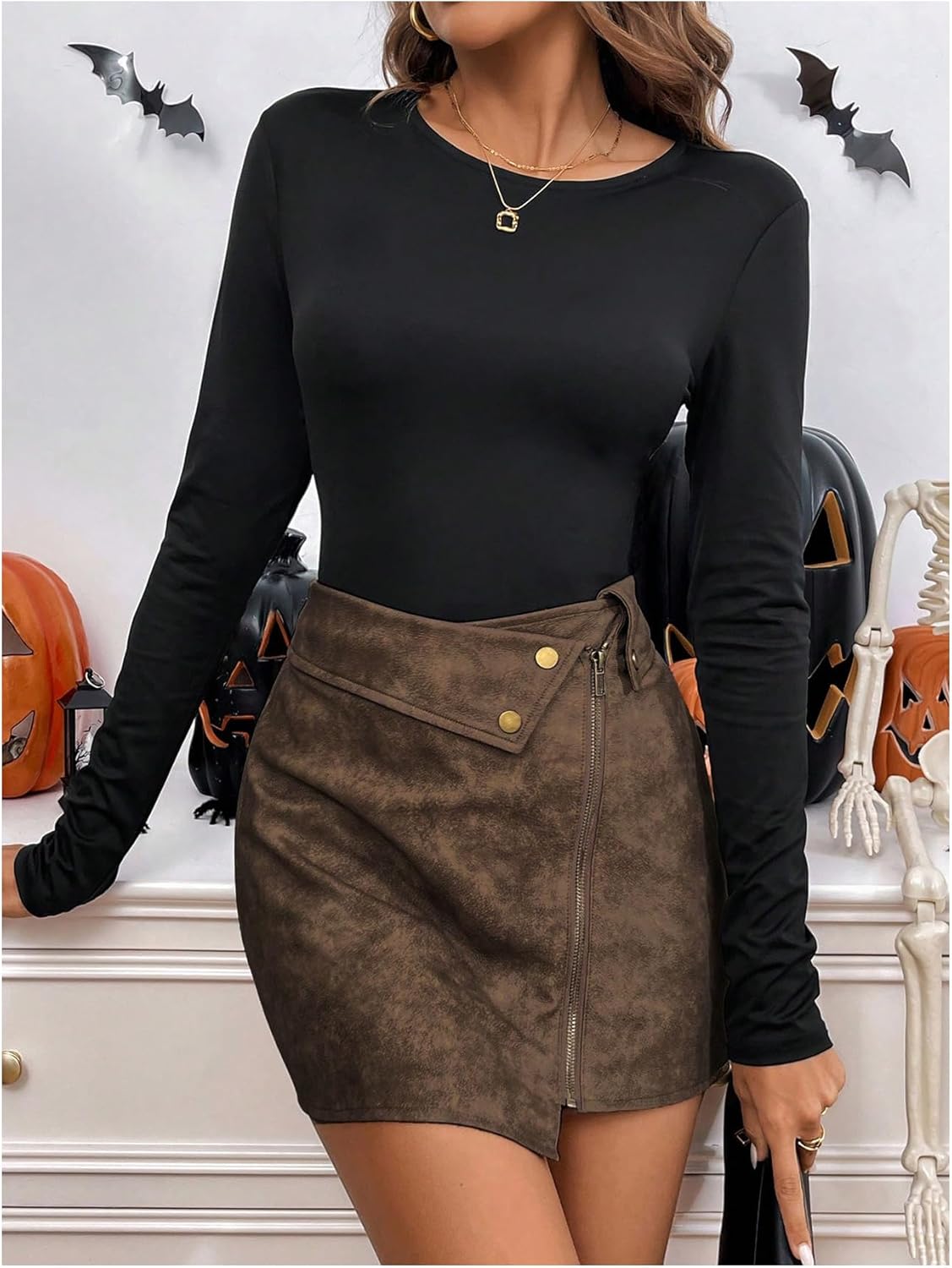 SweatyRocks Women's Punk Retro PU Leather Mini Skirts High Waist Zipper Button Asymmetrical Skirt - Image 3