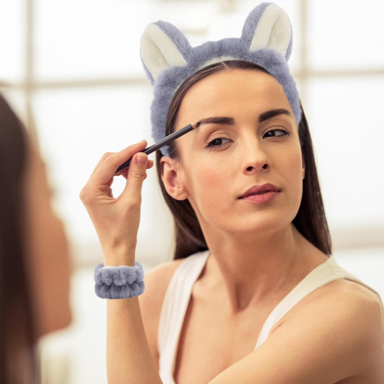 Face Wash Headband and Wristband Set, 3 Pcs Skincare Headband and Wristband Set 1 Face Wash Headband 2 Face Wash Wristbands, Cute Animal Ears Plush Headbands for Washing Face (Grey Cat, 1) - Image 7