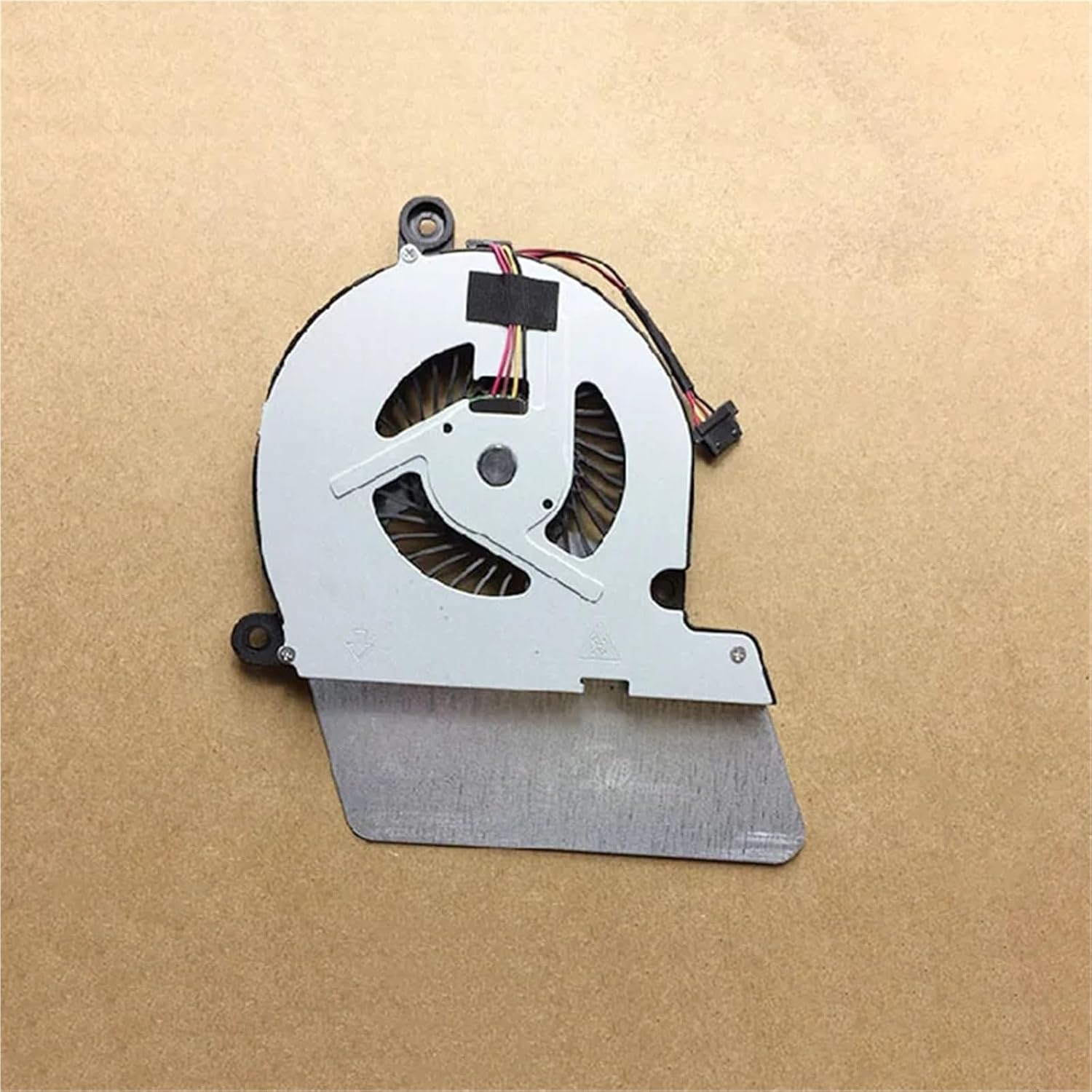 1PCS for U900 Fan Satellite U900 U940 U945 Laptop Fan