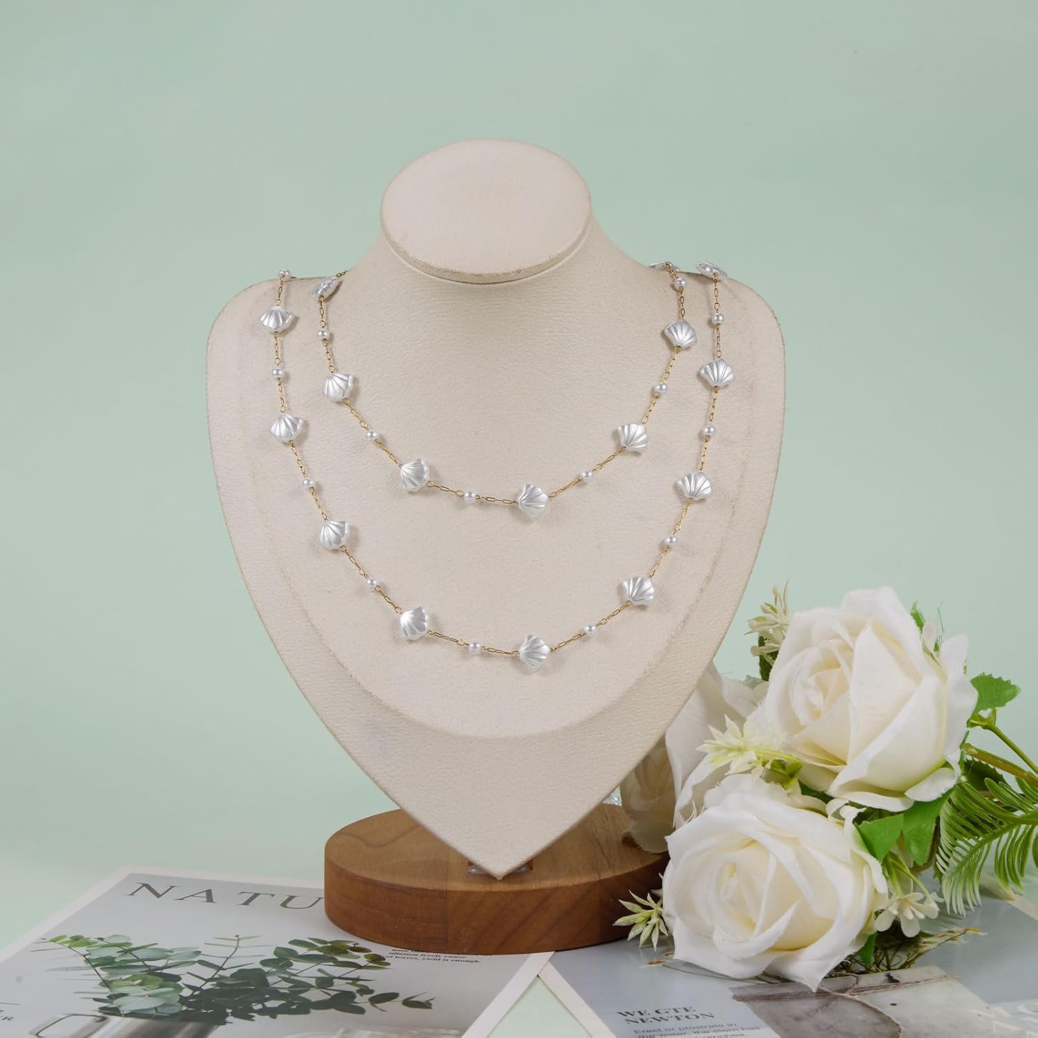 KYUNHOO 16.4FT/5M Artificial Shell Pearl Chain Roll Stainless Steel Paperclip Links Gold Plated Chains for Jewelry Making with Jewelry Connectors