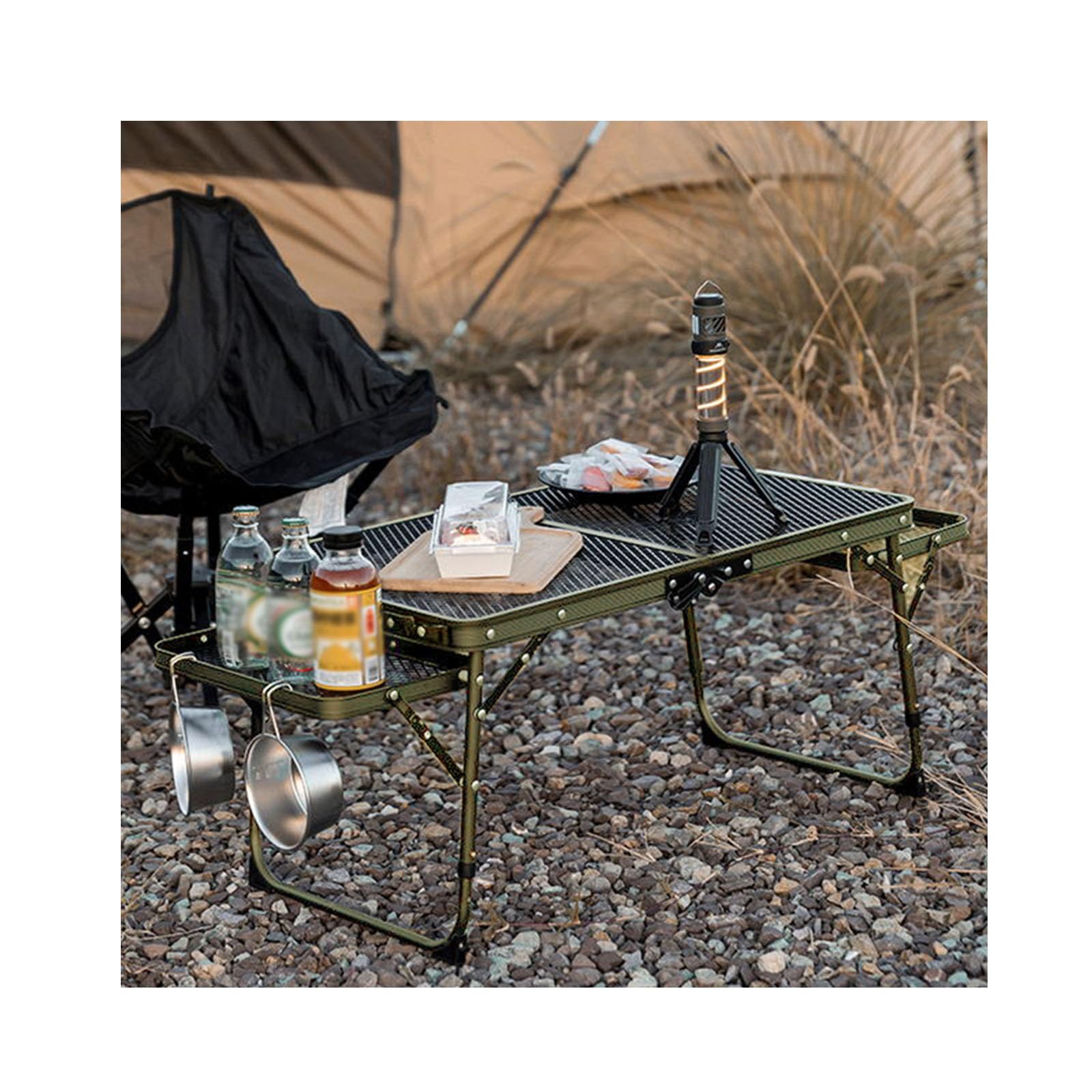 Table de camping compacte réglable pour solutionner les sols irréguliers