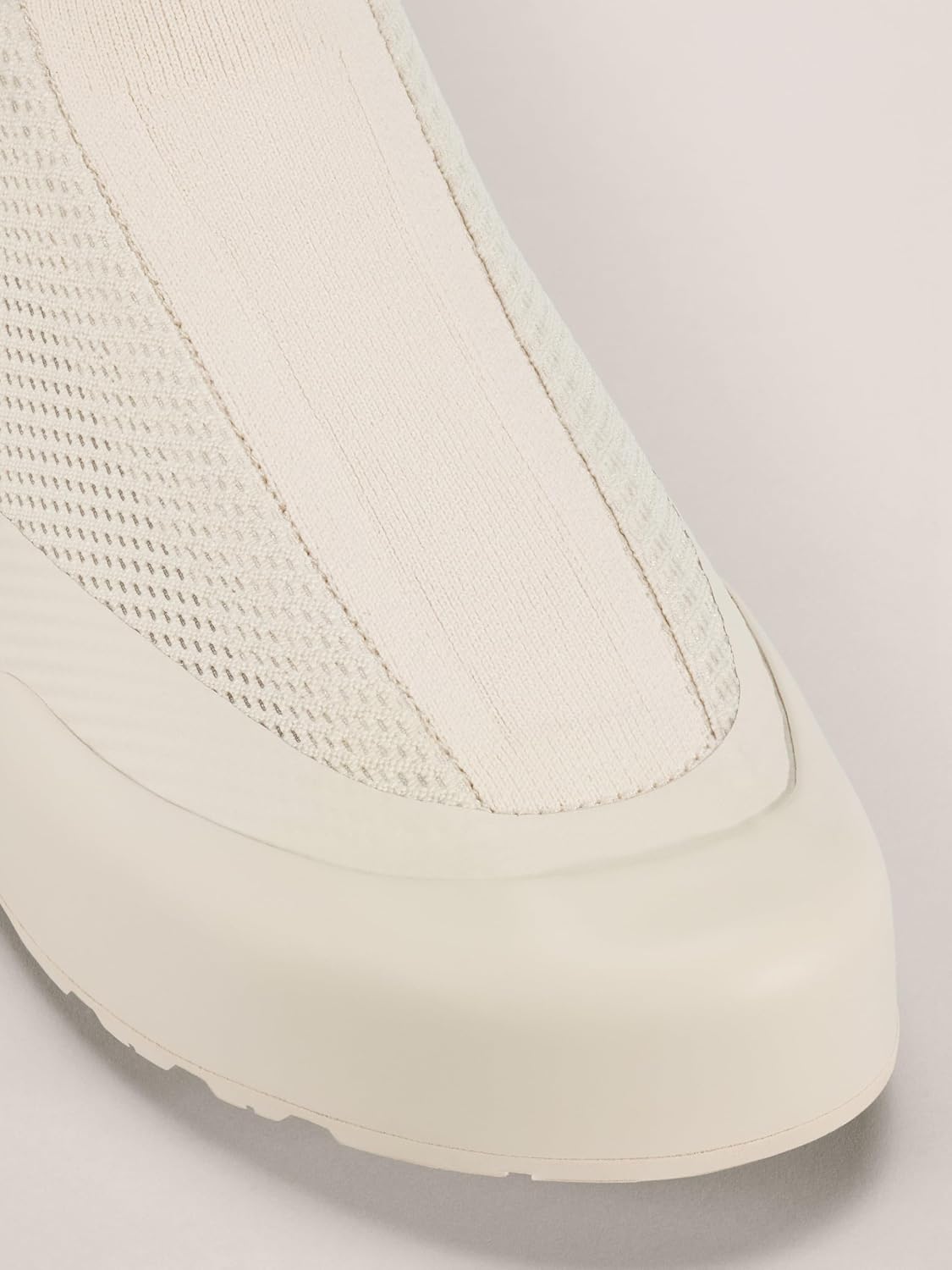 Arc'teryx Men's Kragg Shoe - Lightweight Pull-On Shoe for Quick Approaches, Everyday Casual Shoes