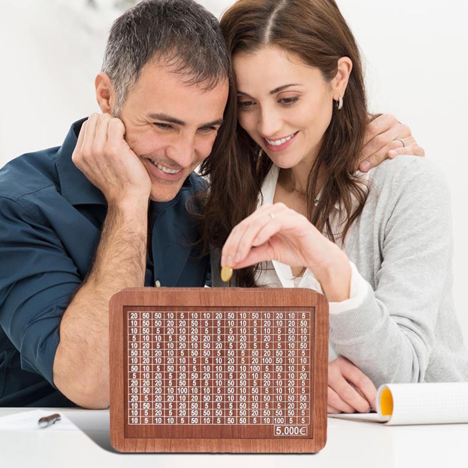 Salvadanaio in Legno, 5000/10000 Banconote con Contatore, Salvadanaio Riutilizzabile Retro con Obiettivo di Risparmio e Numeri, Portatile per Adulti e Bambini