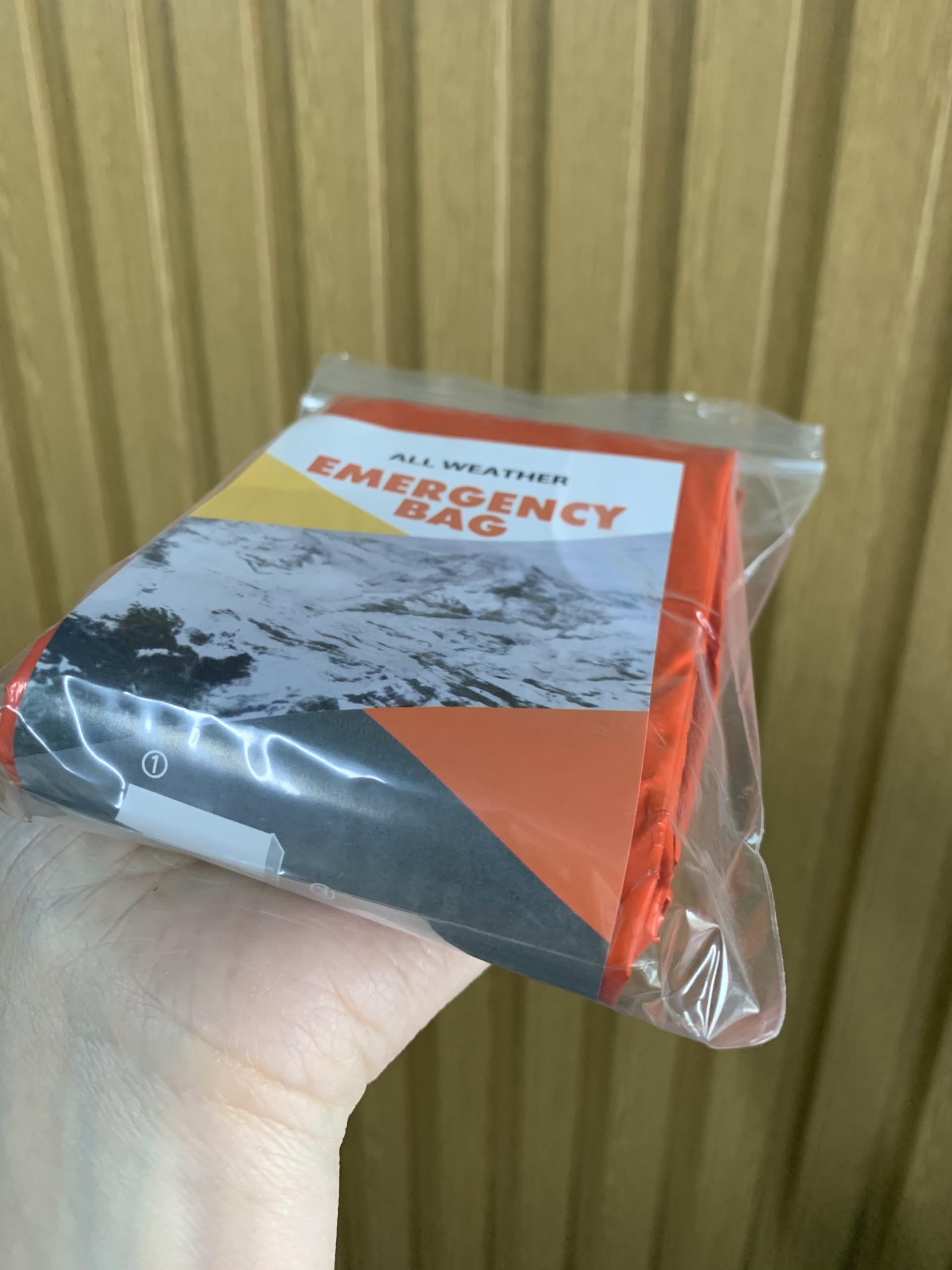 Sacco A Pelo Coperta Termica Emergenza Telo Termico Sopravvivenza Kit Sopravvivenza Montagna Bivy Bag Fischio Rifugio Di Emergenza Impermeabile Resistente Al Vento A Piedi