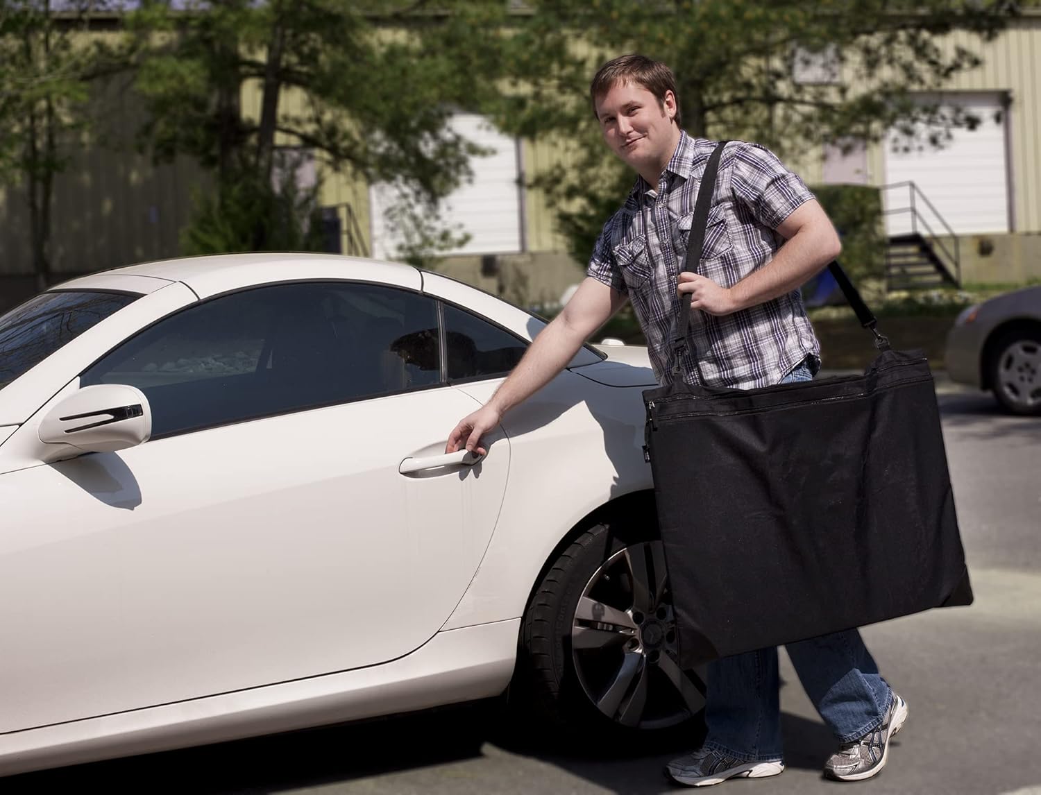 Soho Urban Artist Art Portfolio Case Artwork Tote Bag, Heavy Duty Nylon, 2 Zippered Pockets, Handle & Shoulder Strap LightWeight Large Capacity for Drawings, Posters, 23x31 Inches Black