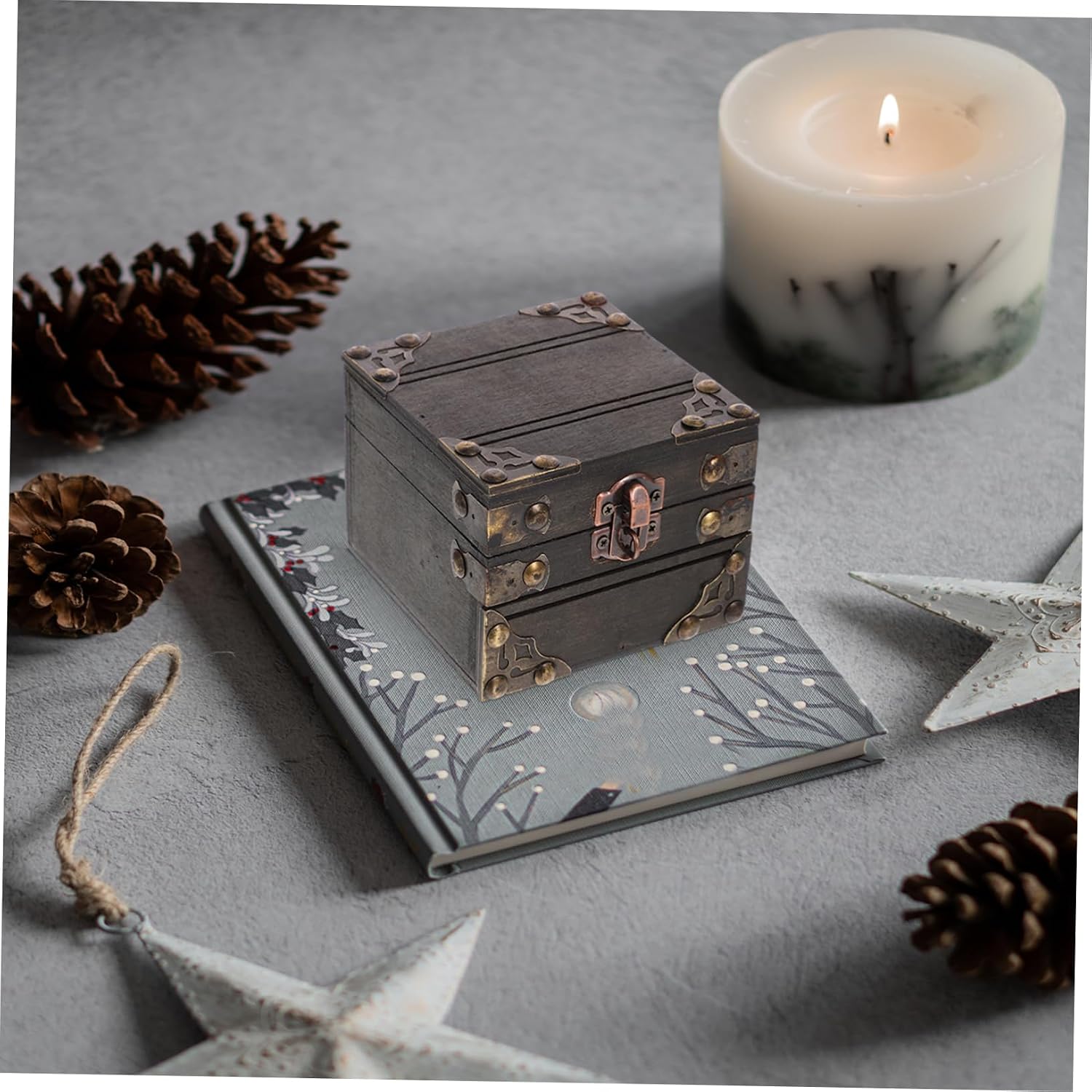 Hemobllo Vintage Wooden Jewelry Chest Storage Box Hinged Lid Decorative Keepsake Box for Rings and Trinkets for Home Decor