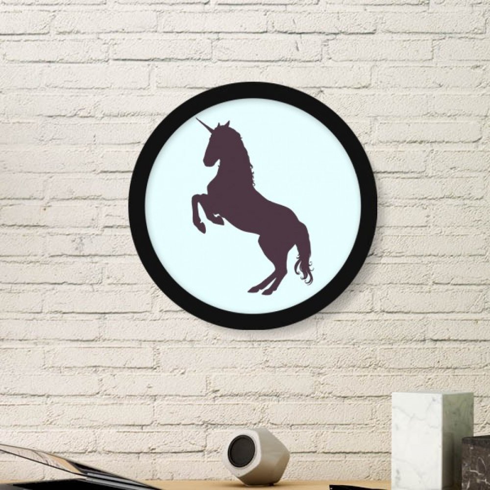Peinture de licorne dans un cadre en bois noir pour chambre