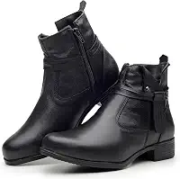 Bota Feminina Cano Curto em Couro Legítimo com Ziper