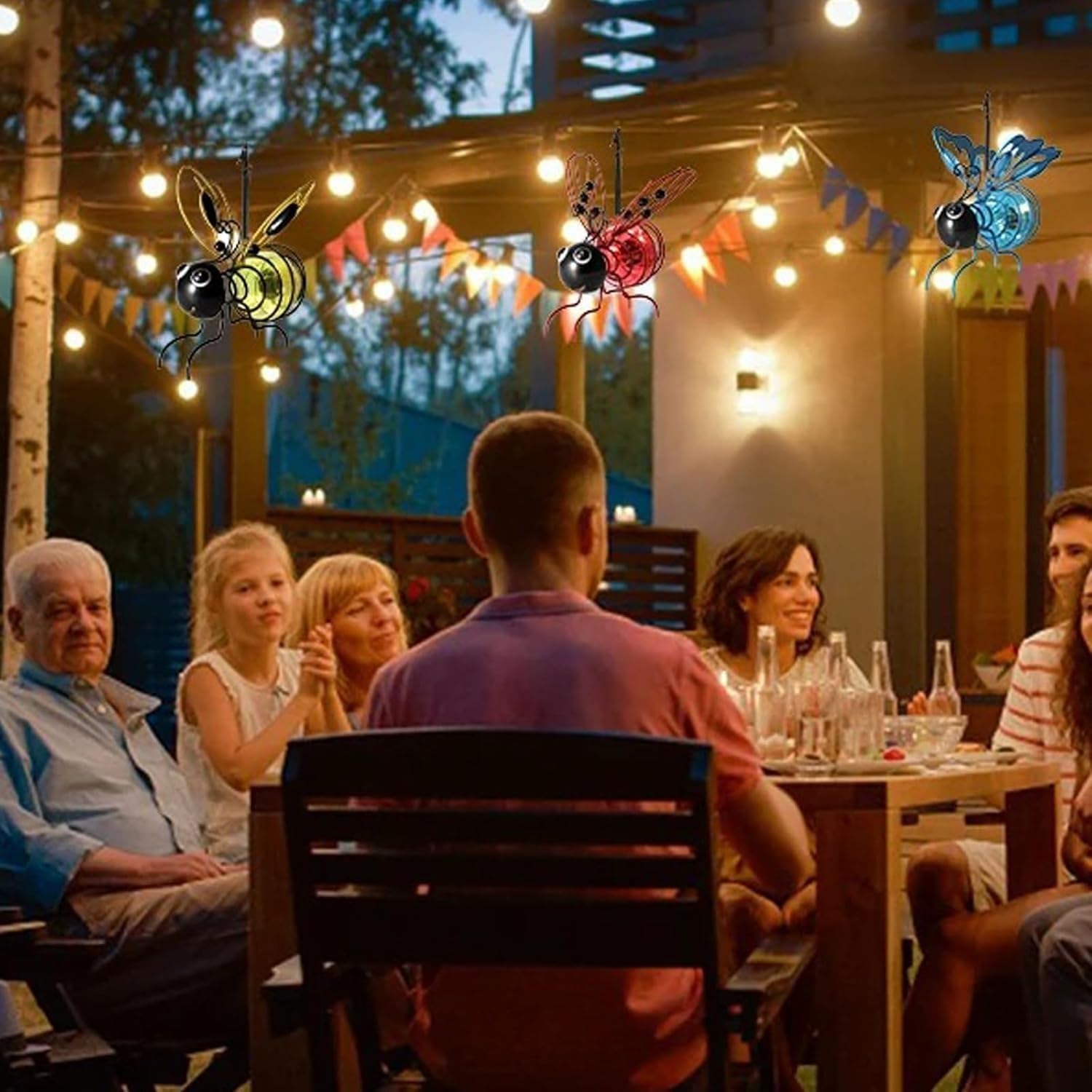 Solar Bees Lights Outdoor, Hanging Bee Solar Garden Light,2025 New Solars Bee Simulation Lights, Waterproof Bumble Bees Solar Light for Party Festivals Garden Decor Birthday Gifts (Yellow 2Pcs)