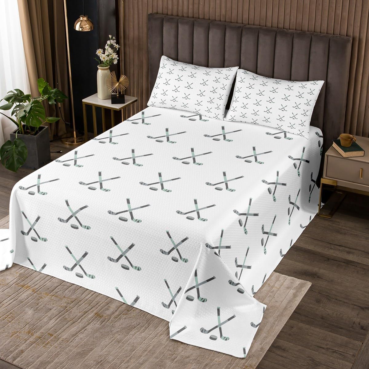 Feelyou Ice Puck Sports Game Bedspread for Girls Boys Kids Ice Hockey Bedding Set Set Ice Hockey Sports Player Room Decorative Quilted Coverlet Hockey Sports Bed Cover Queen Size 2Pcs