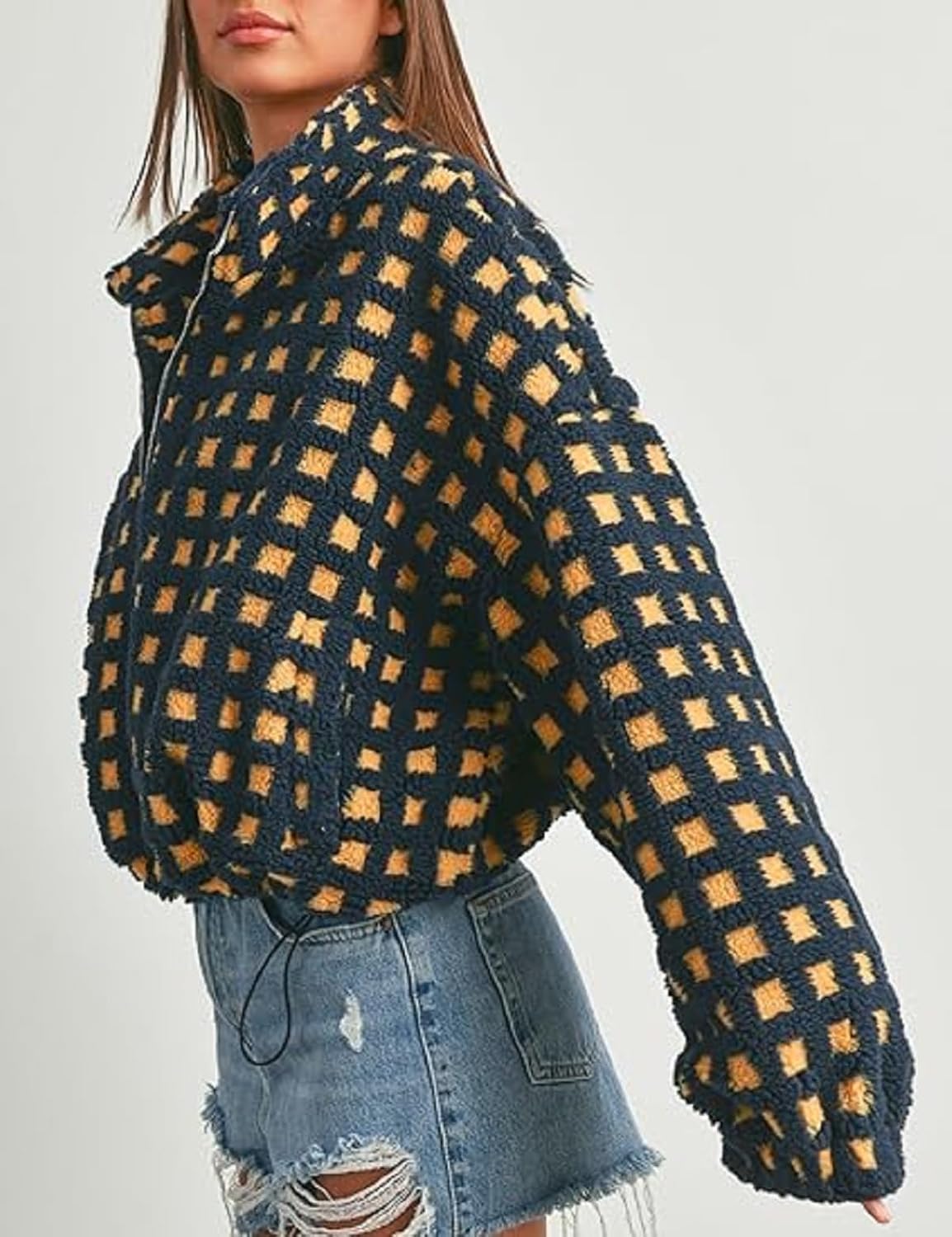 Seyurigaoka Women Checkered Sherpa Jacket Cropped Fleece Plaid Jackets Long Sleeve Zip Up Fuzzy Coat Casual Teddy Outerwear - Image 3