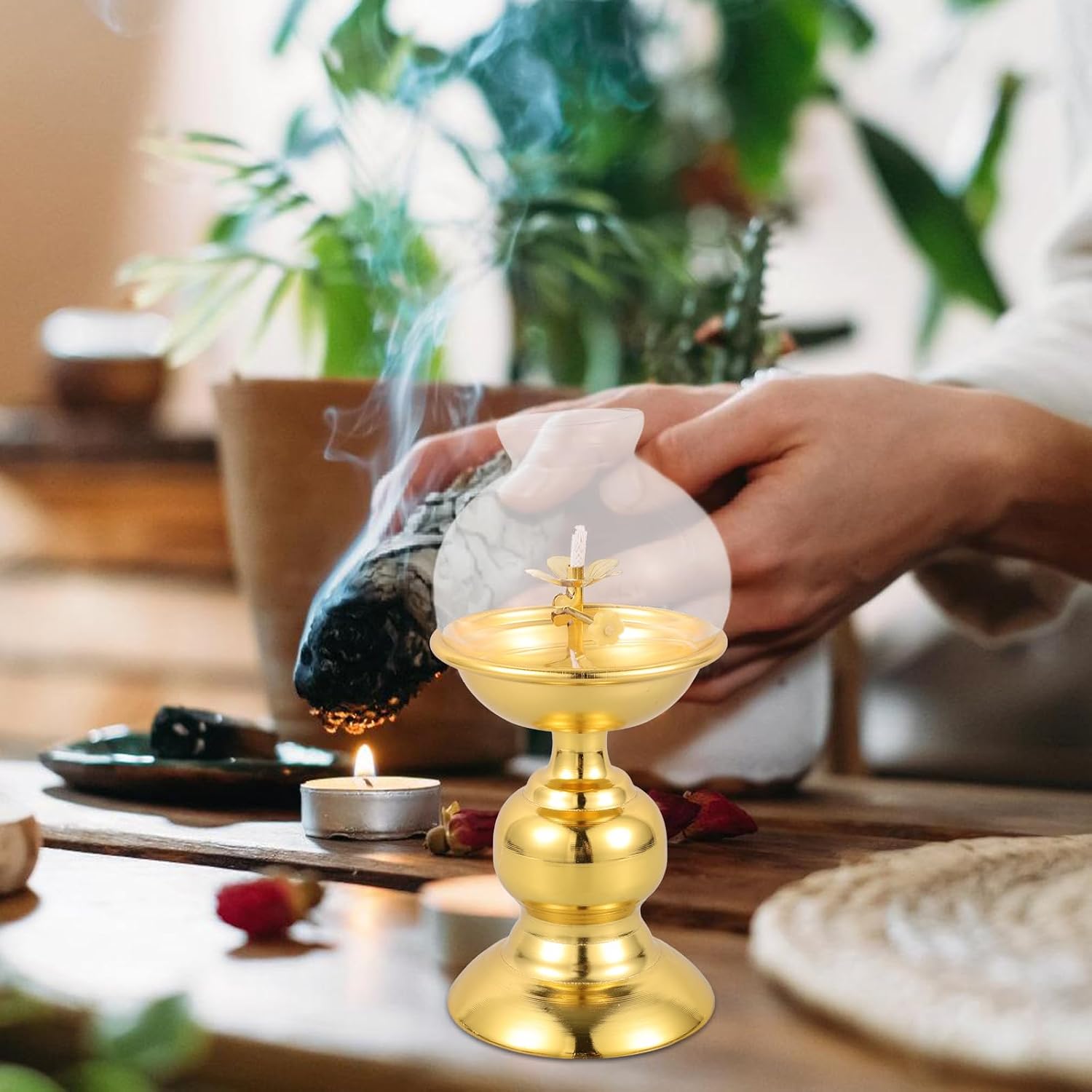 Cabilock Buddha Kerosene Lamp Metal Buddhist Lotus Oil Lamp Vintage Glass Hurricane Lamp Oil Lantern for Tabletop Decor and Emergency Lighting