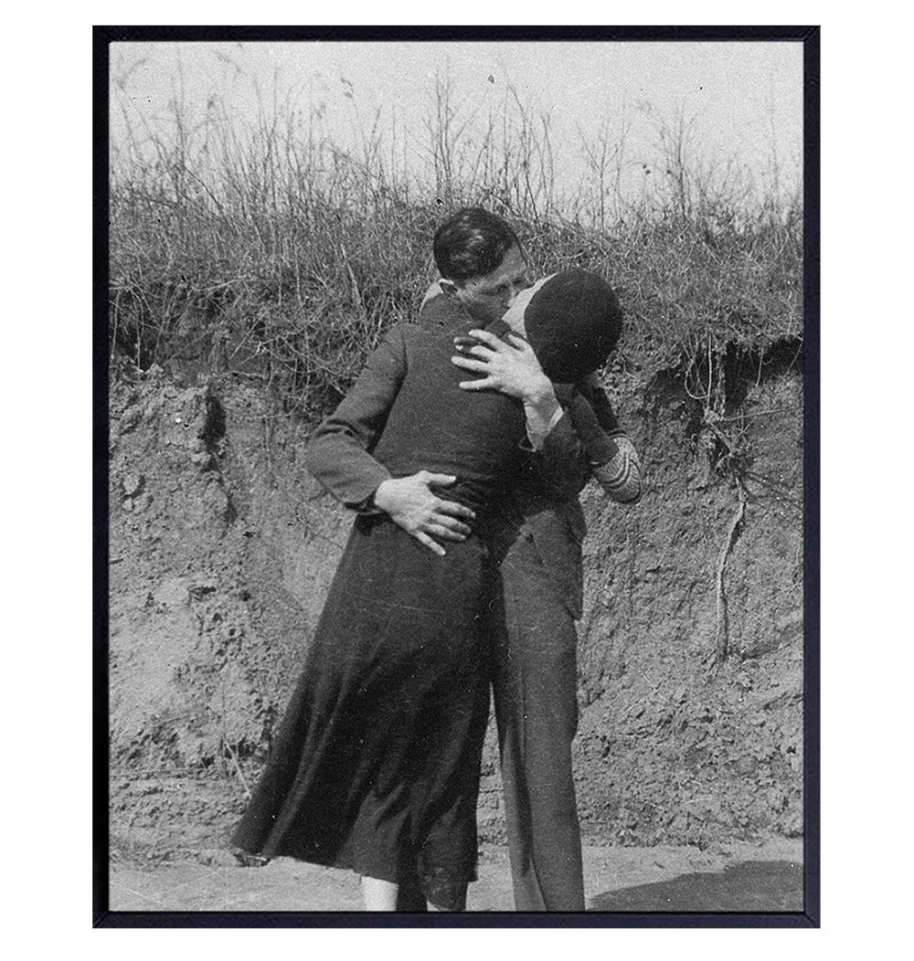 Buy Bonnie and Clyde - Gangster Wall Art - Historic Outlaw, Bank Robber