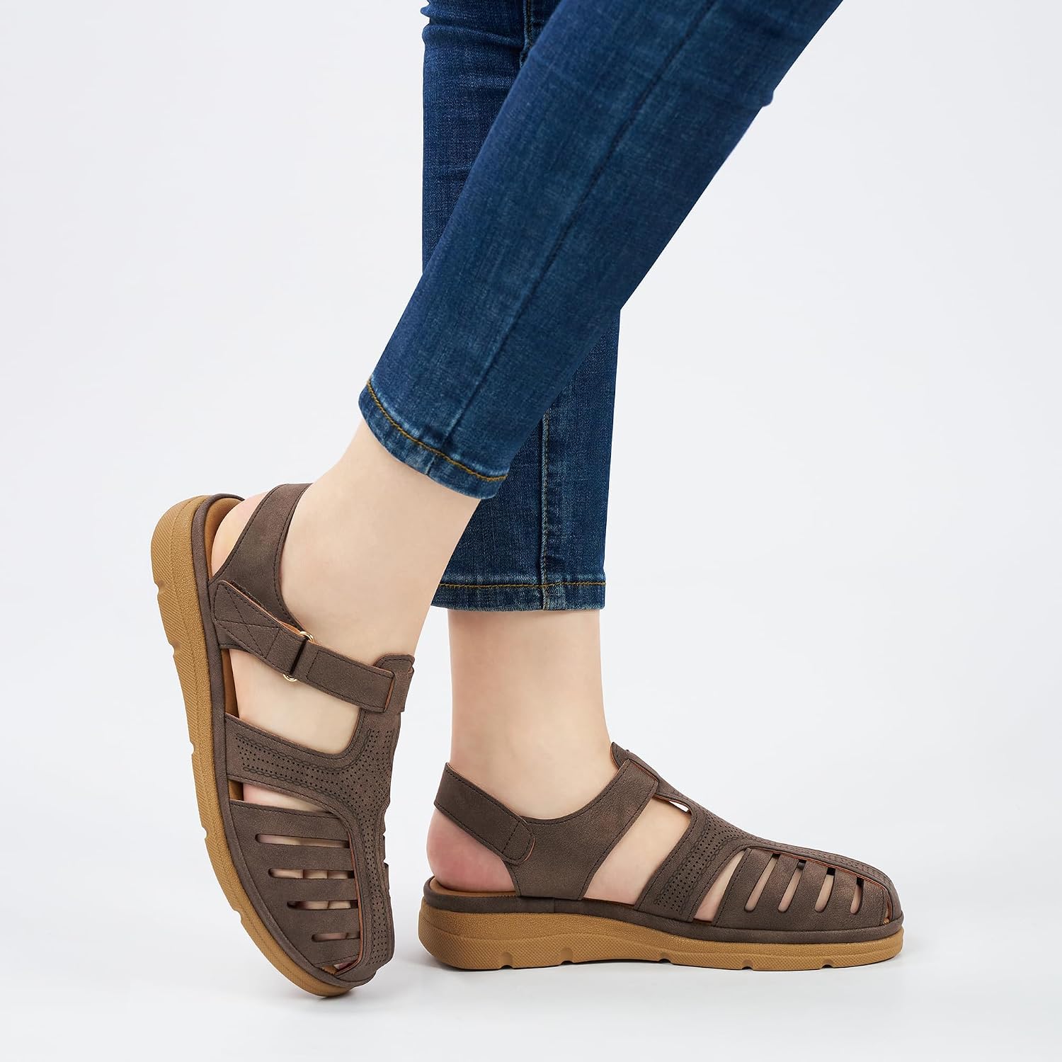 Womens Summer Flat Sandals: Comfortable Closed Toe Dressy Flats Sandals Ankle Strap Casual Outdoor Fisherman Walking Sandal