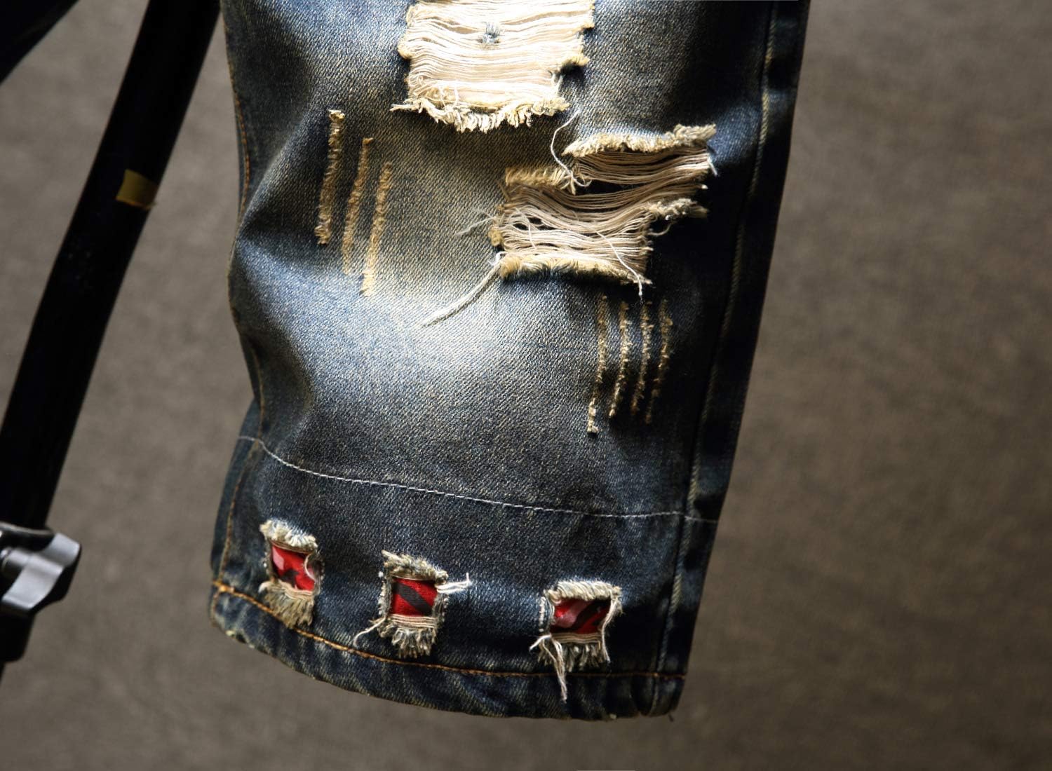 HENGAO Men's Ripped Jean Short Distressed Straight Fit Denim Shorts - Image 6