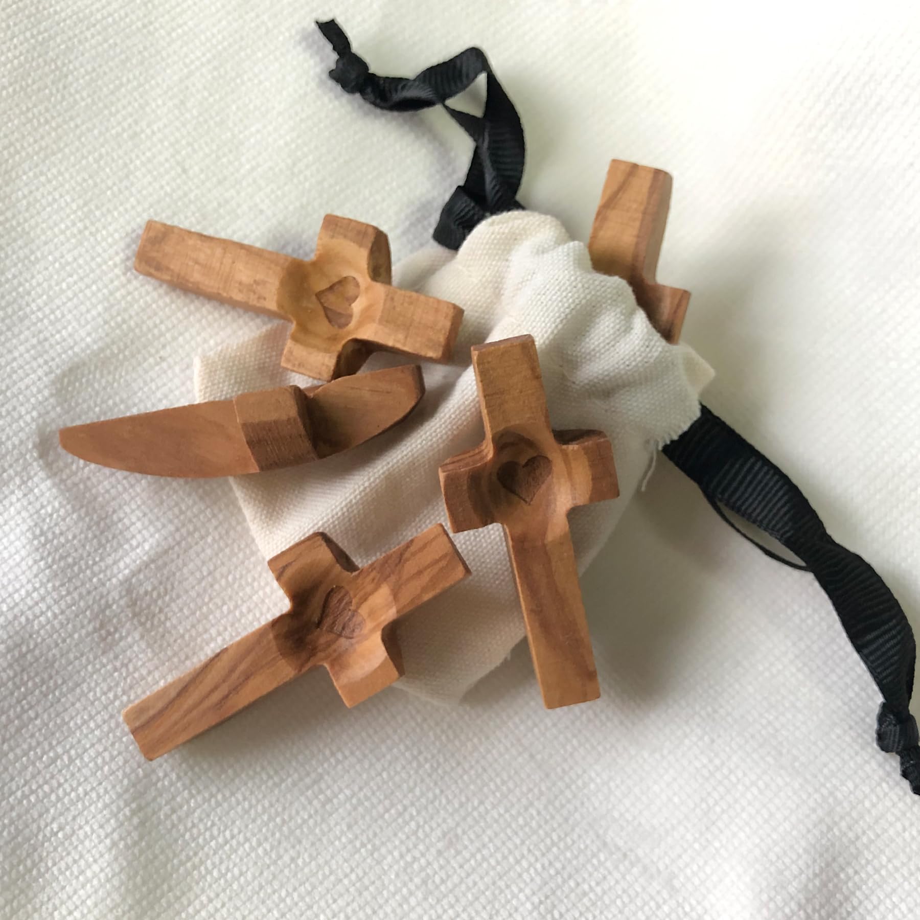 Cross My Heart Encouragement Gift, Wooden Handheld Small Cross for Anxiety Relief, Olive Wood Cross with Pocket, Religious Gifts for Children Adults (Olive 3PCS)