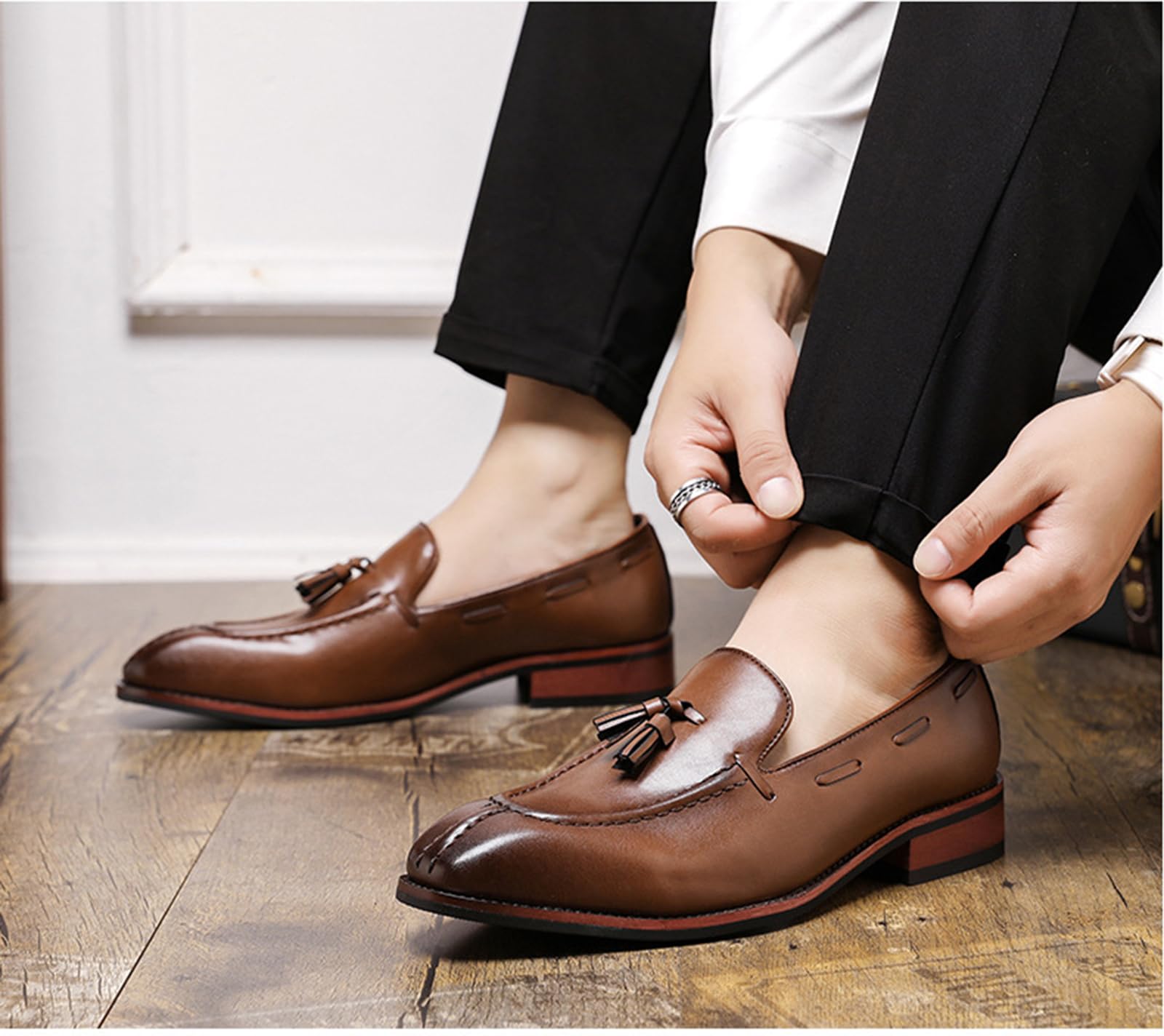 Mocassini da Uomo con Nappine in Pelle PU Senza Lacci Scarpe da Cerimonia Classici Mocassini Eleganti per Lavoro E Occasioni Formali